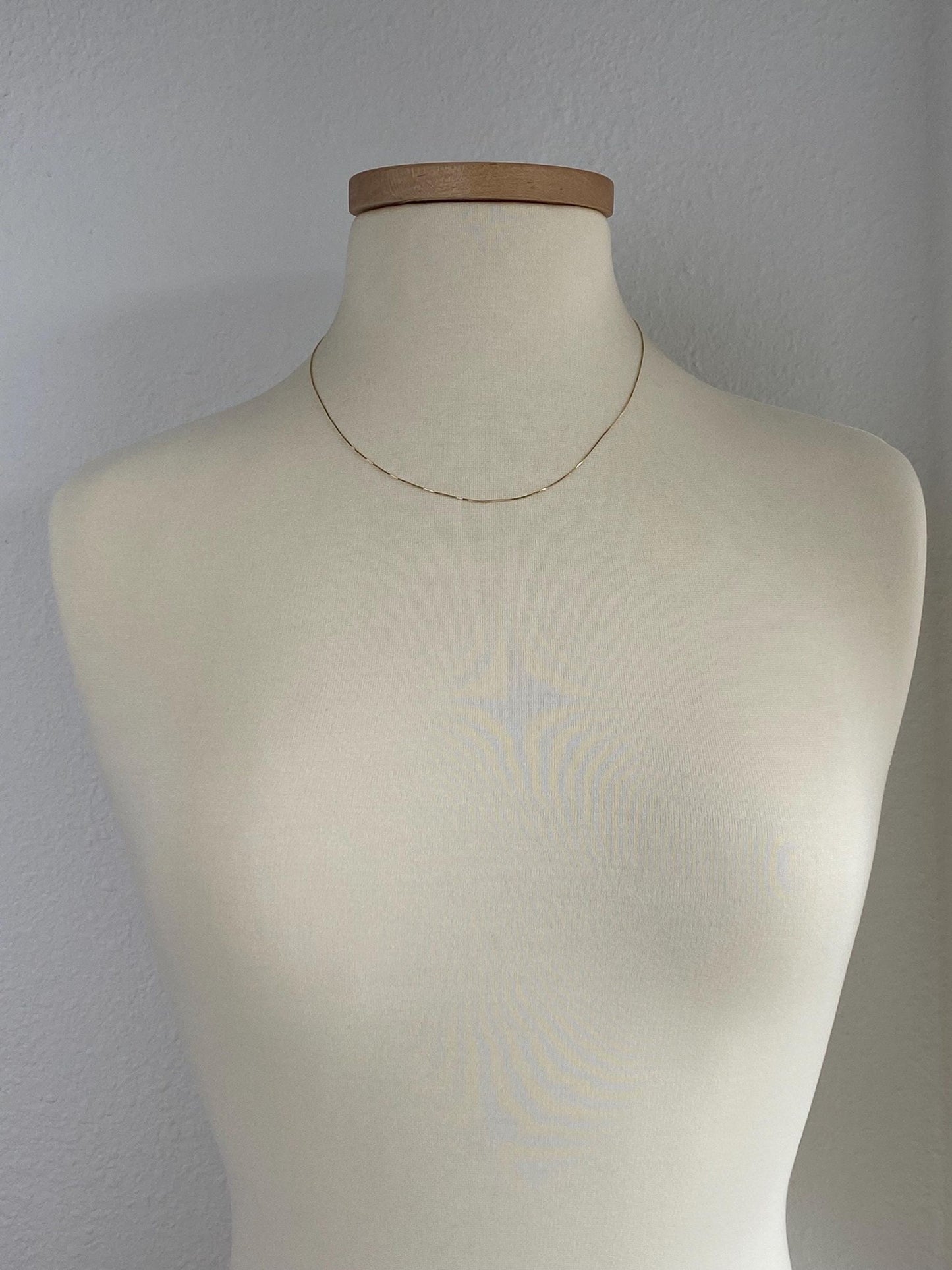 Vintage Solid 14k Yellow Gold Dainty Box Chain Necklace - 19 inches