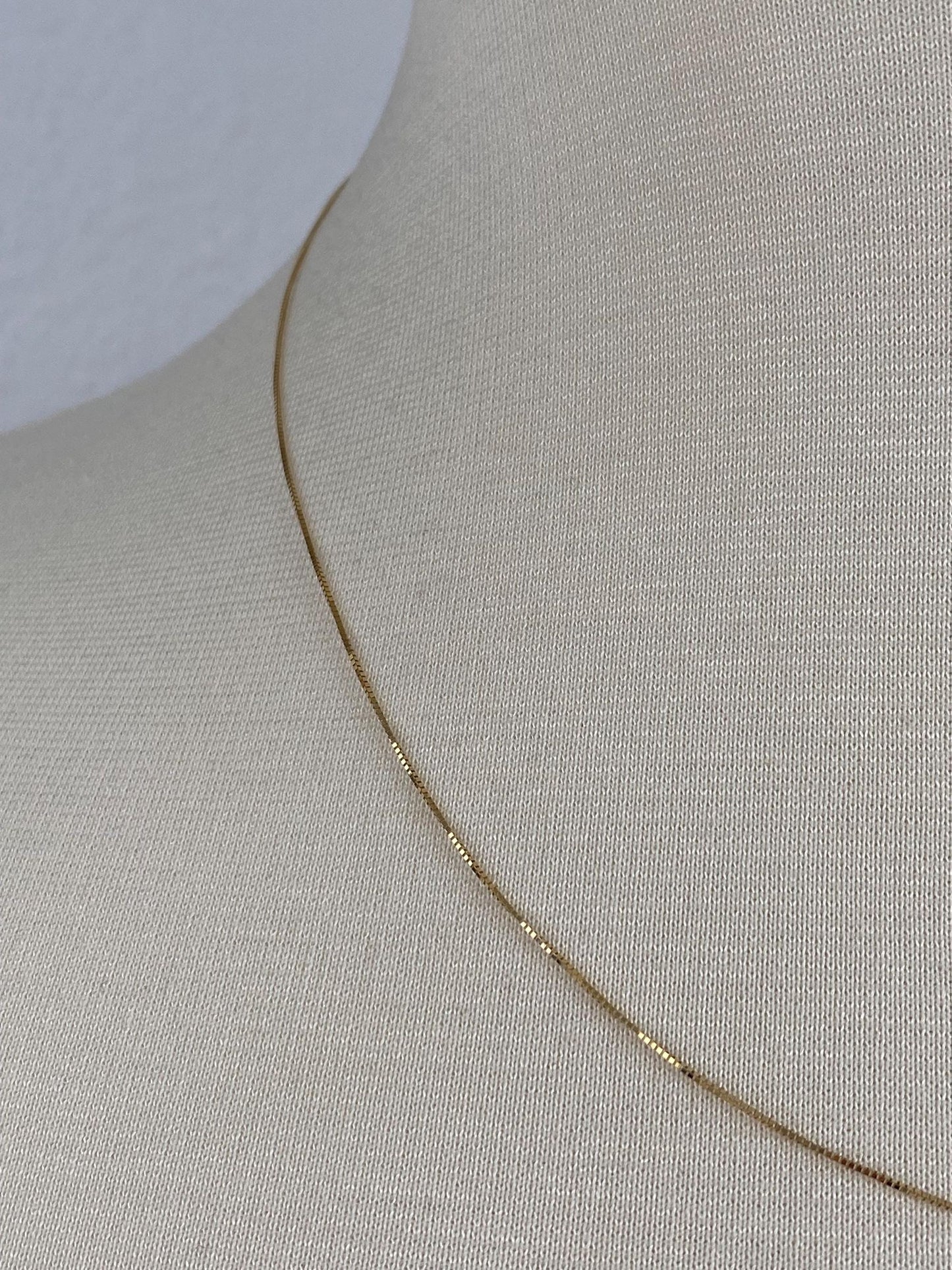 Vintage Solid 14k Yellow Gold Dainty Box Chain Necklace - 19 inches