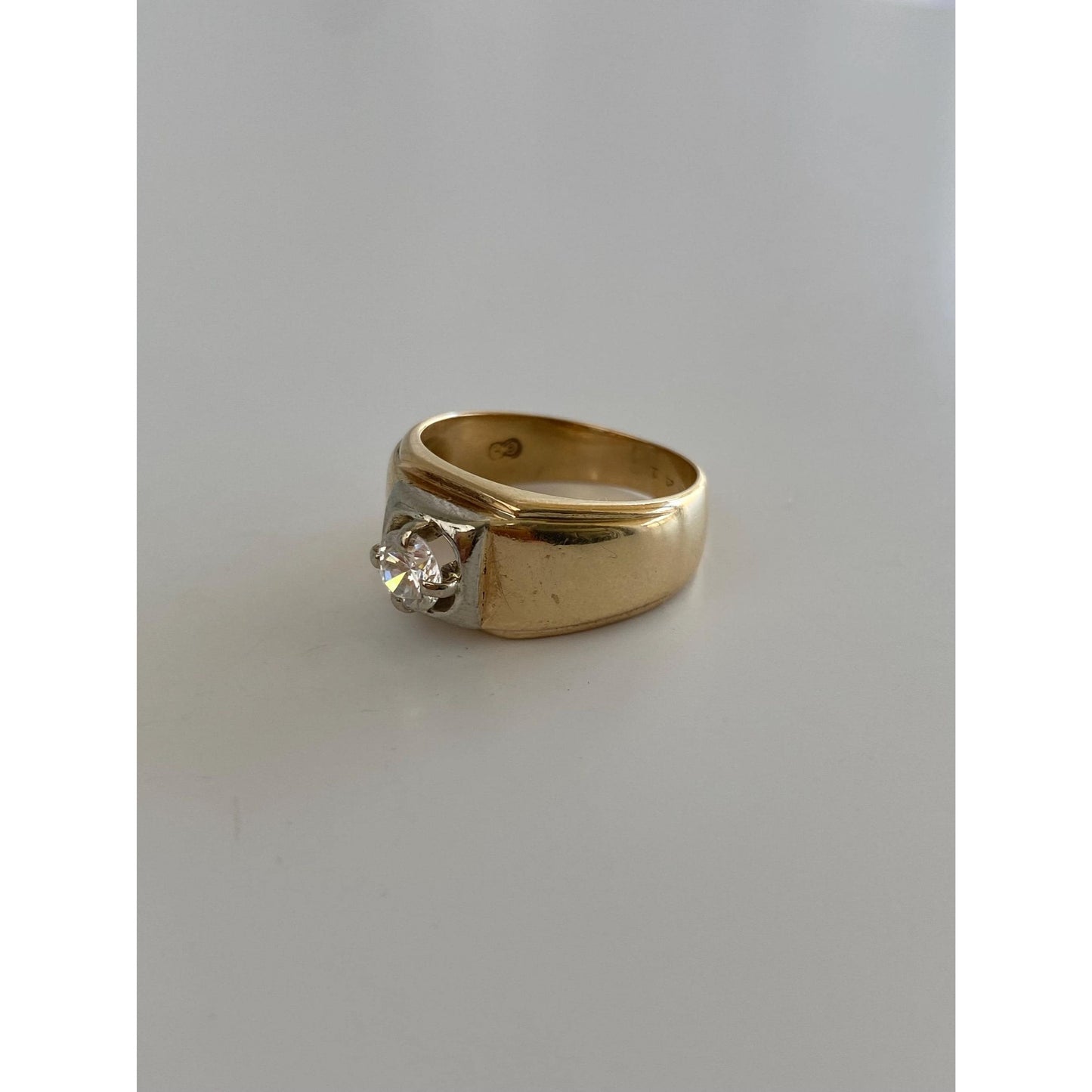 Vintage Solid 10k White & Yellow Gold Cubic Zirconia Ring Band - Size 6.5