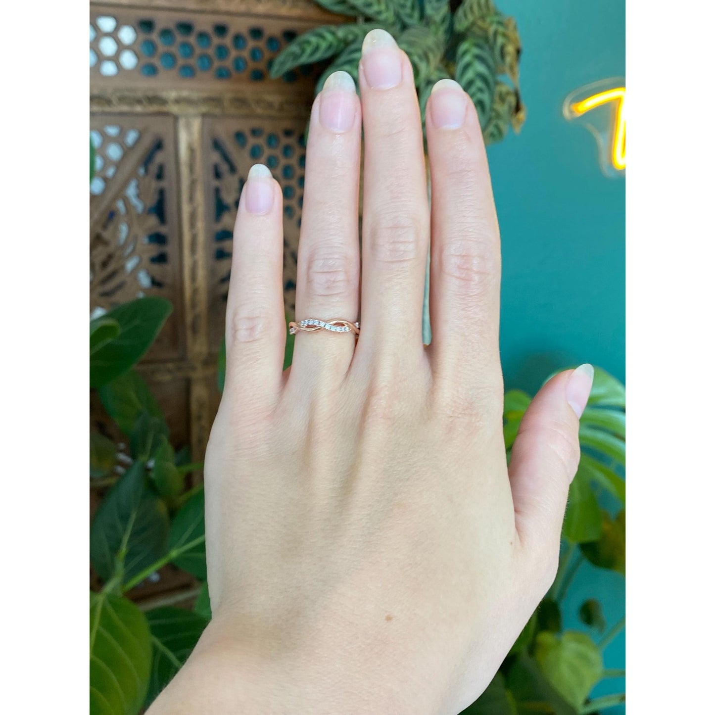 Vintage Solid 14k Rose Gold Diamond Twist Ring Band - Size 4.75