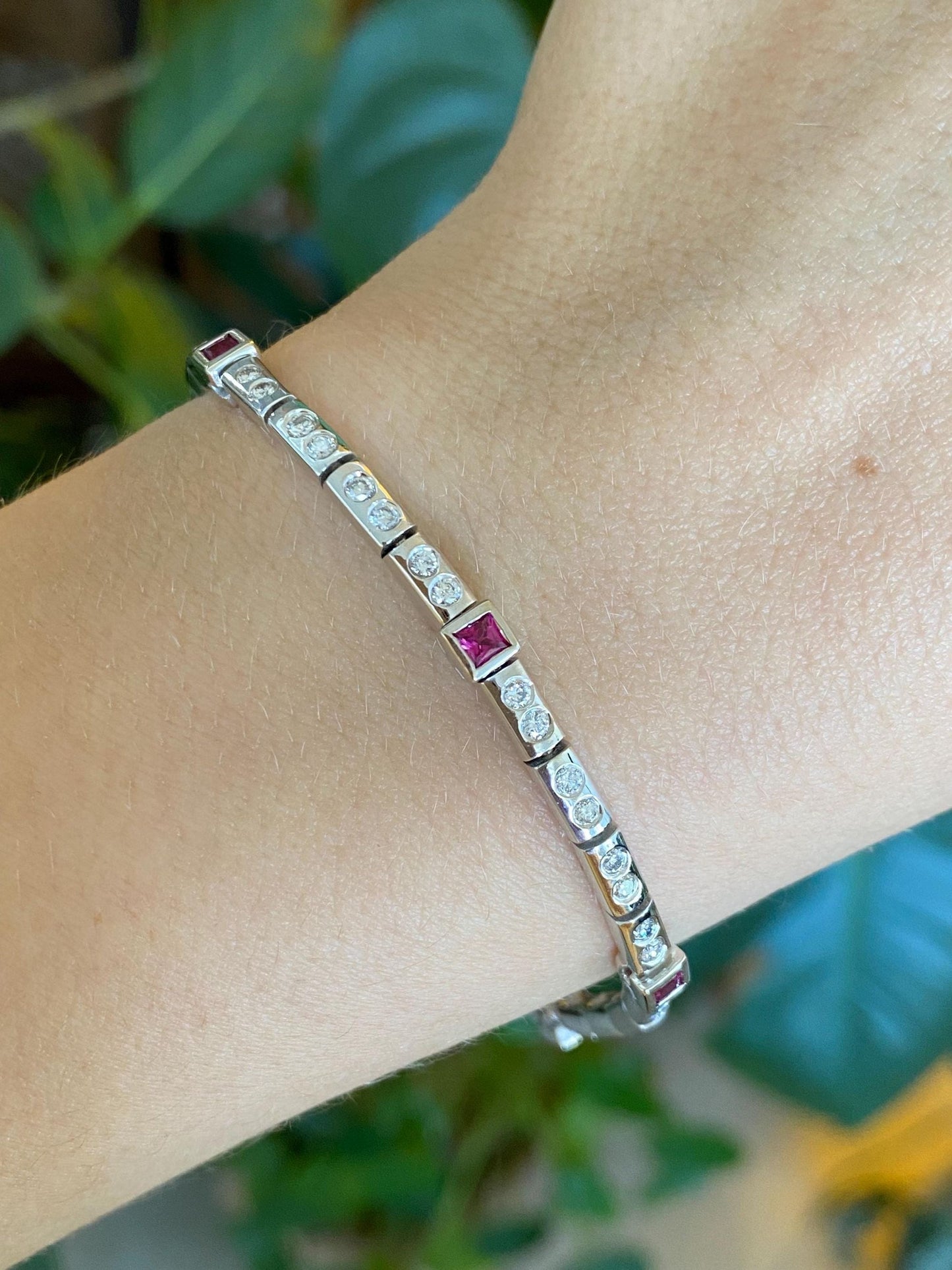 Vintage Solid 18k White Gold Diamond Ruby Link Bracelet - 7 inches