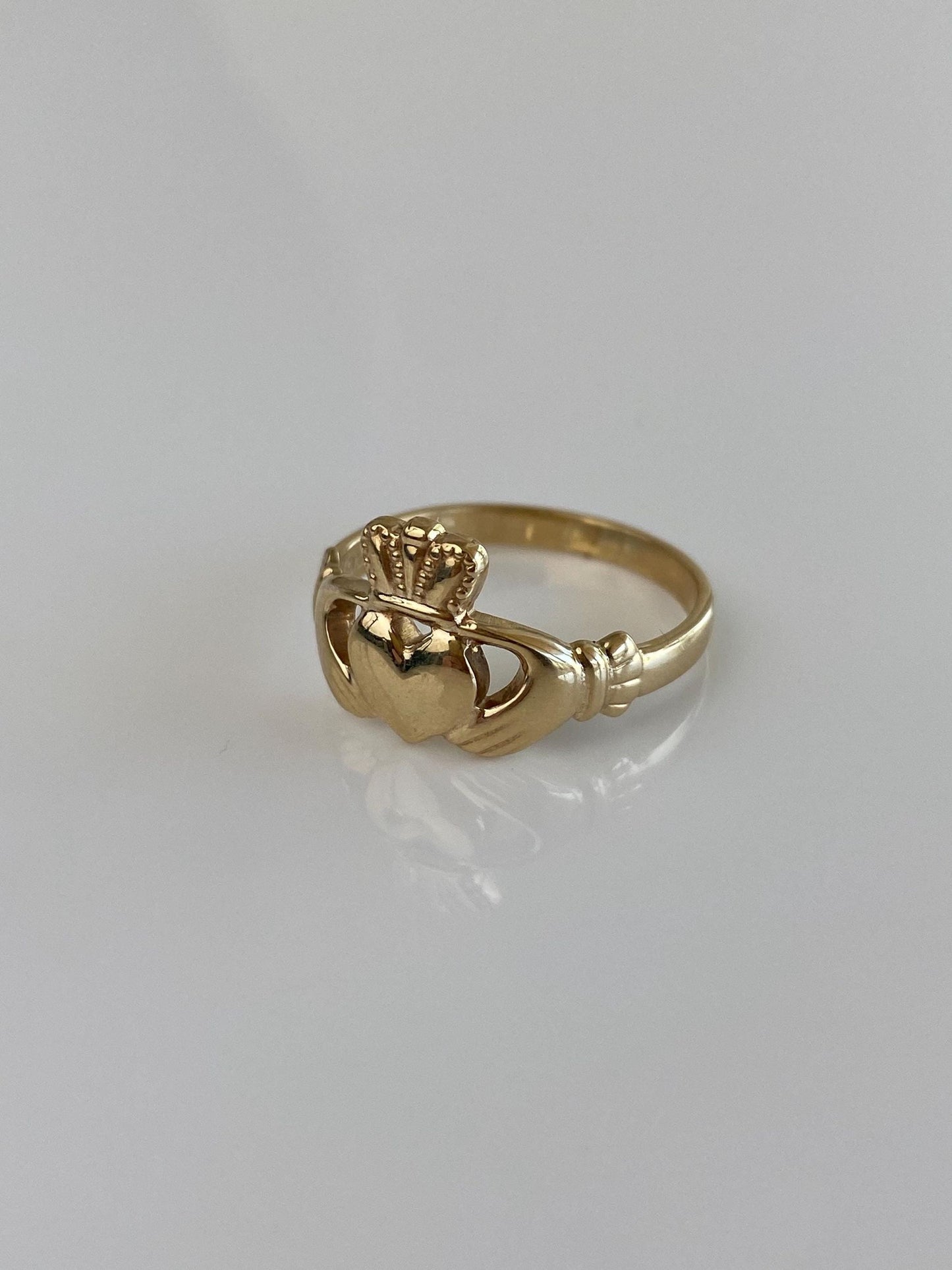 Solid 10k Yellow Gold Claddaugh Ring - Size 8.75