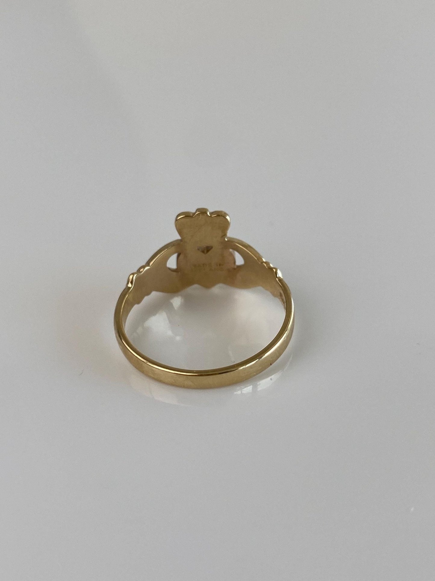 Solid 10k Yellow Gold Claddaugh Ring - Size 8.75