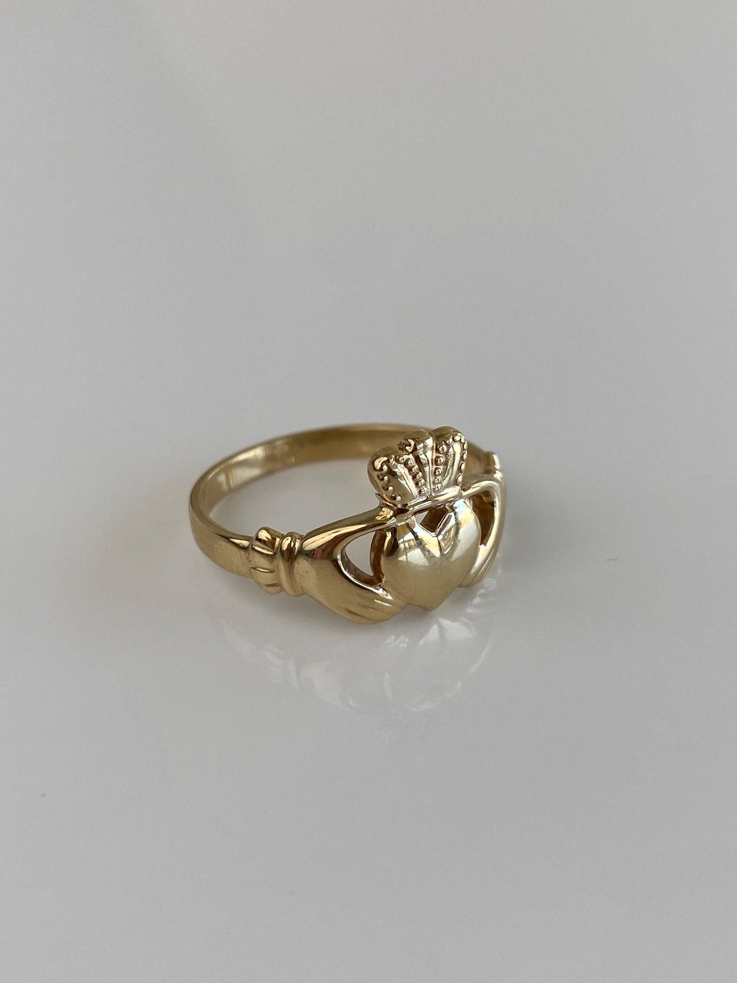 Solid 10k Yellow Gold Claddaugh Ring - Size 8.75