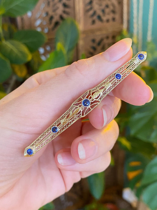 Vintage Solid 14k Yellow Gold Blue Sapphire Art Deco Bar Pin