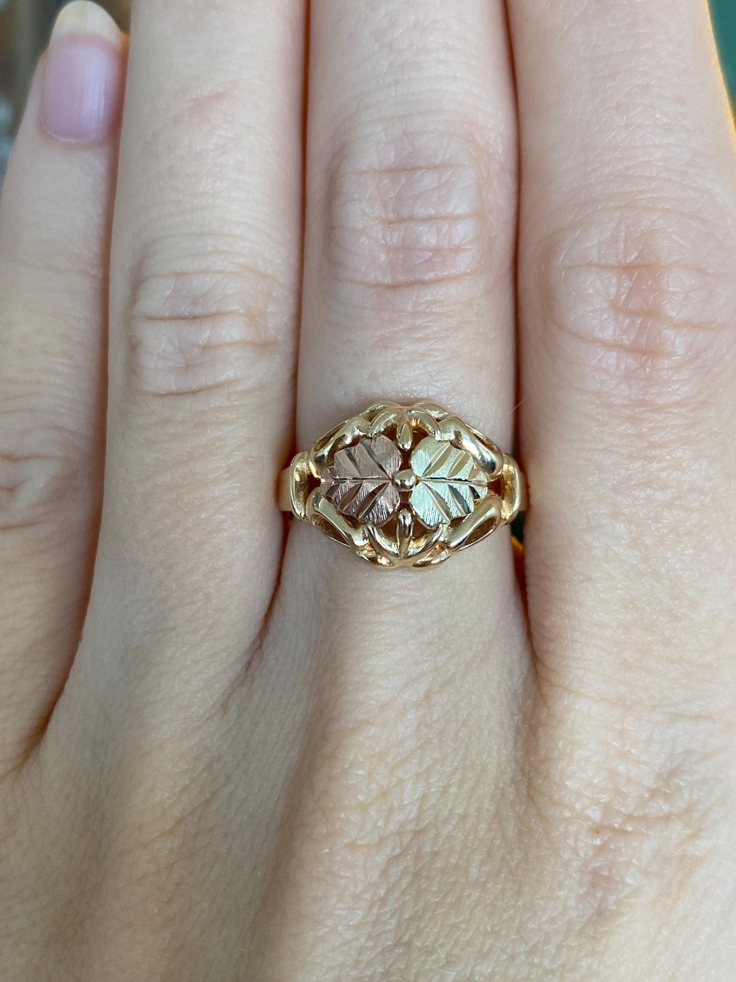 Solid 10k Black Hills Gold Leaves Ring - Size 6.75