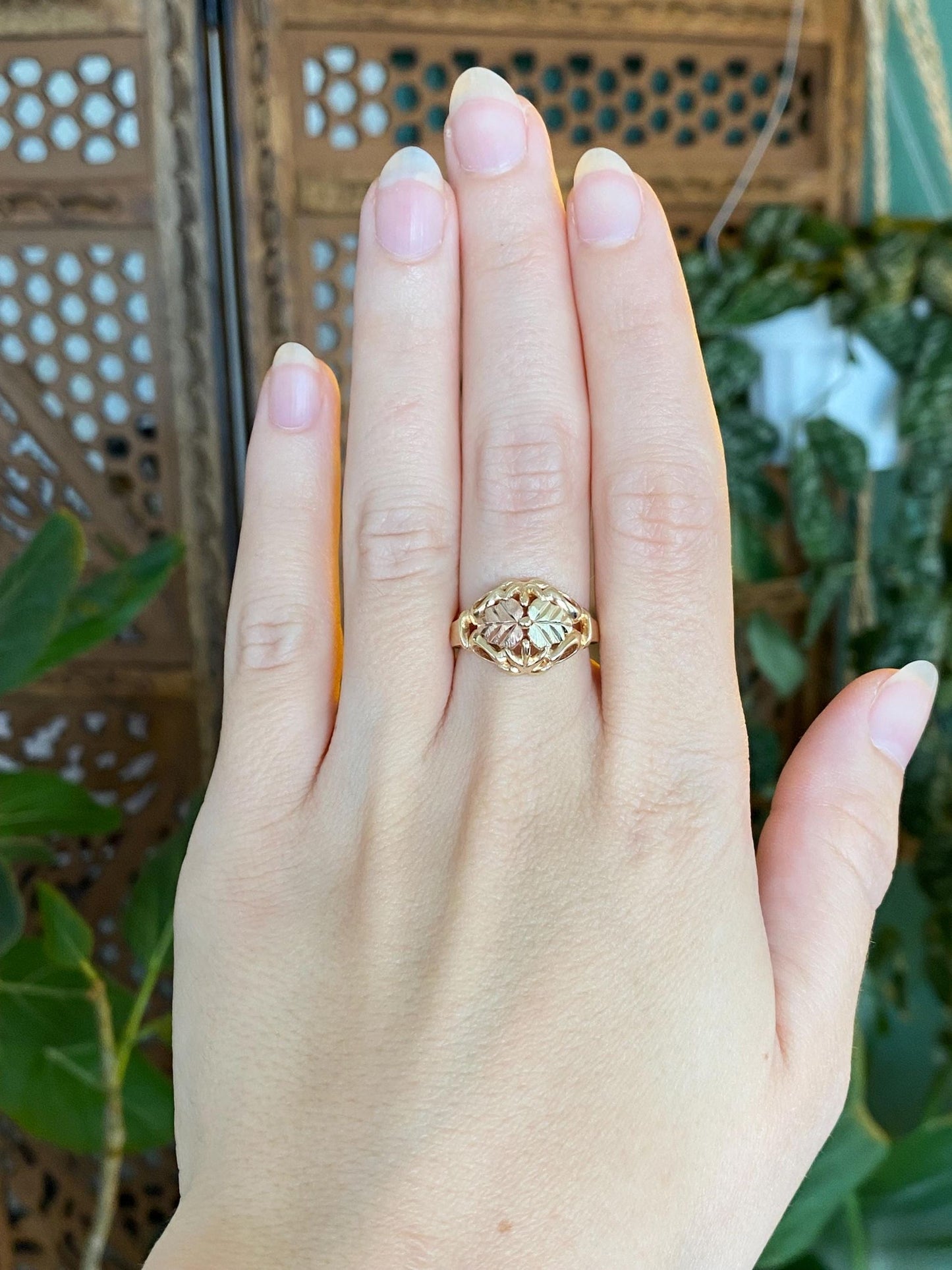 Solid 10k Black Hills Gold Leaves Ring - Size 6.75