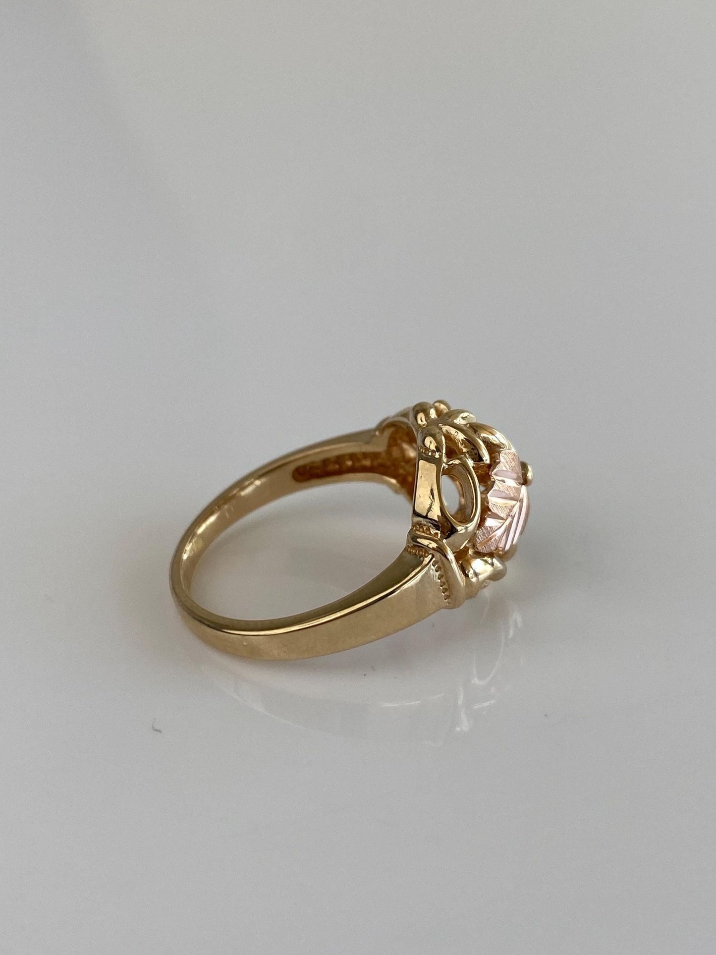 Solid 10k Black Hills Gold Leaves Ring - Size 6.75