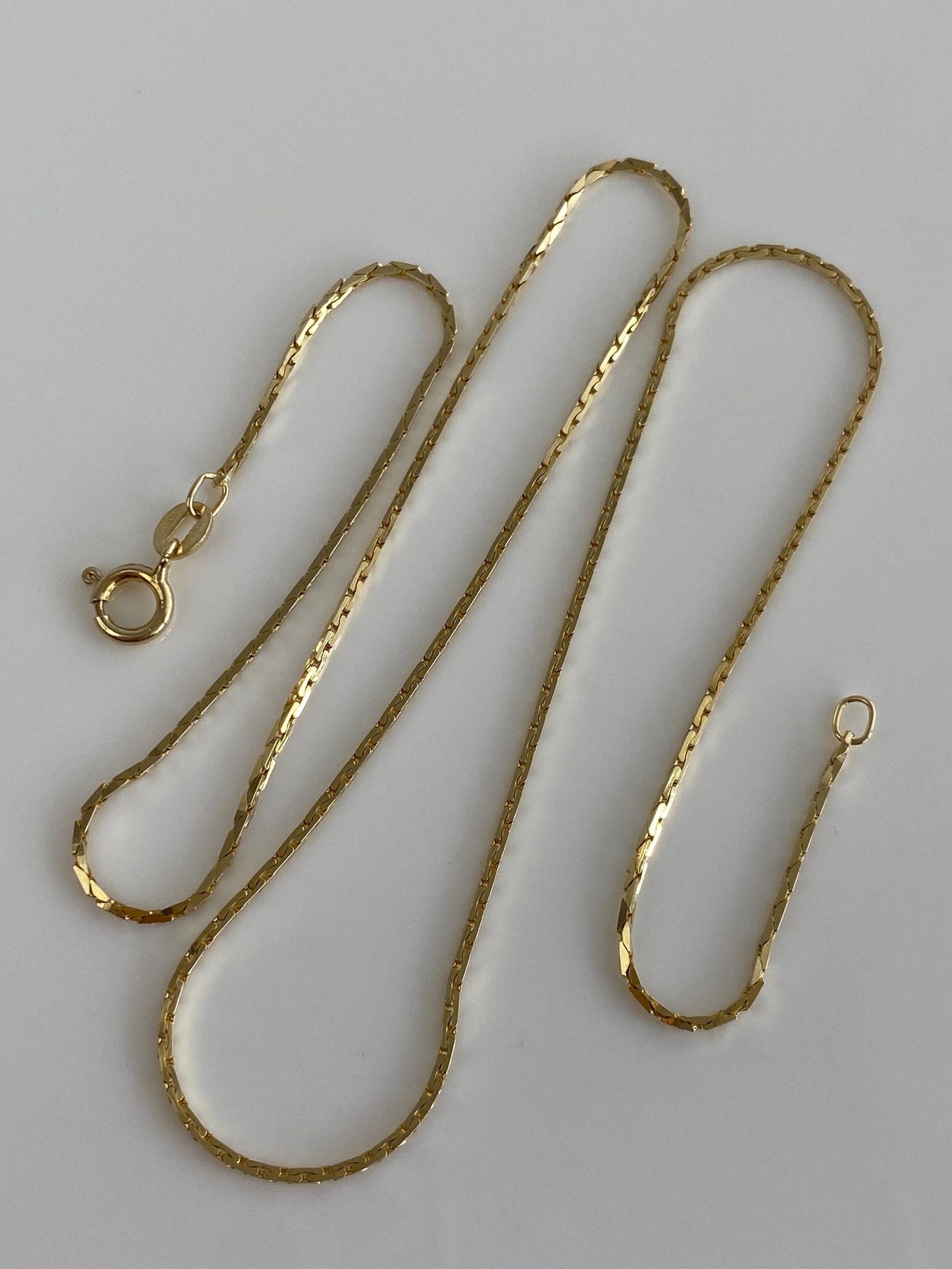 Vintage Solid 14k Yellow Gold Triangle Link Chain Necklace - 18 inches