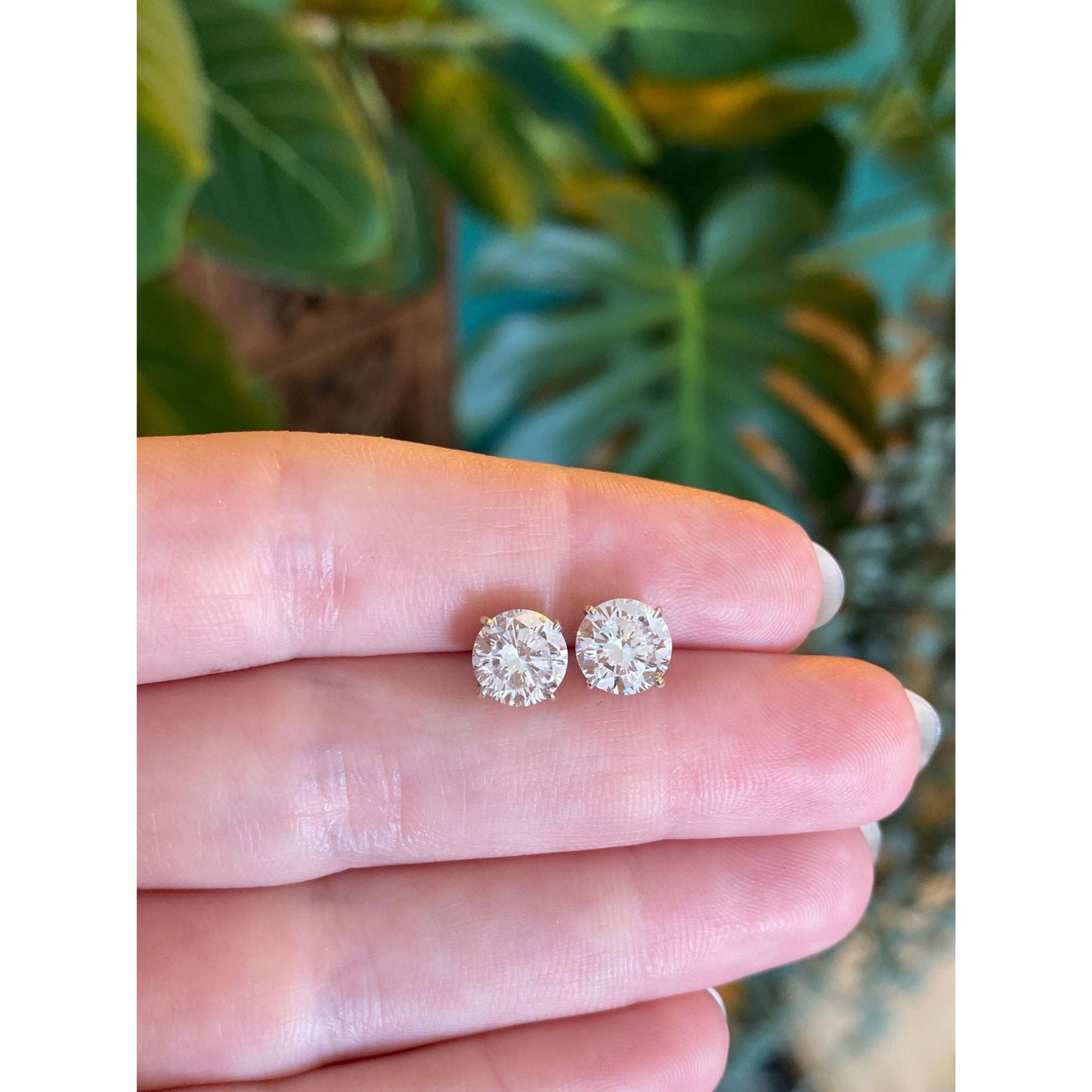 Solid 14k White Gold Cubic Zirconia Stud Earrings