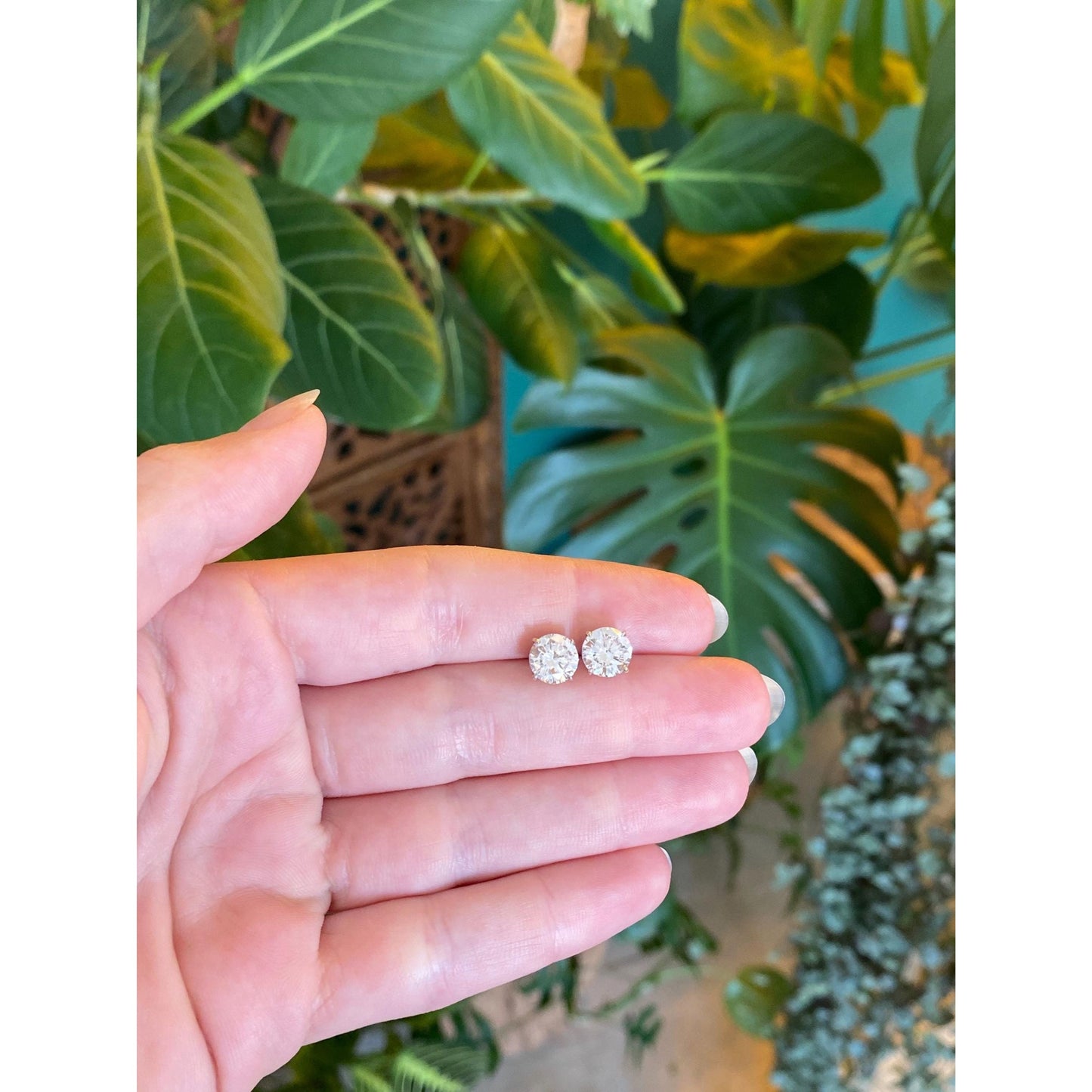 Solid 14k White Gold Cubic Zirconia Stud Earrings