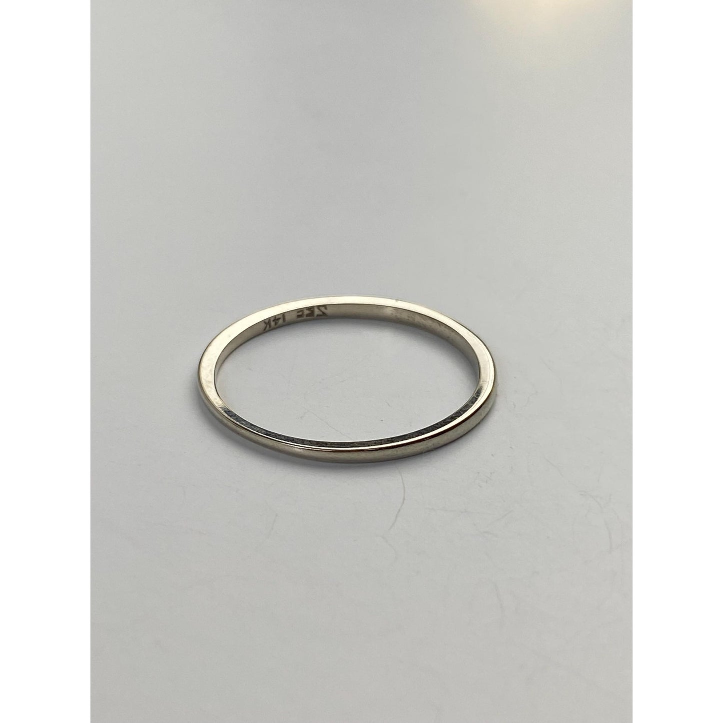 Vintage Solid 14k White Gold Slim Ring Band - Size 8.25