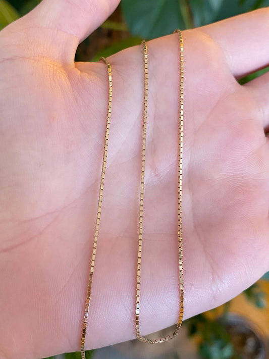 Vintage Solid 14k Yellow Gold Box Chain Necklace - 18.25 inches