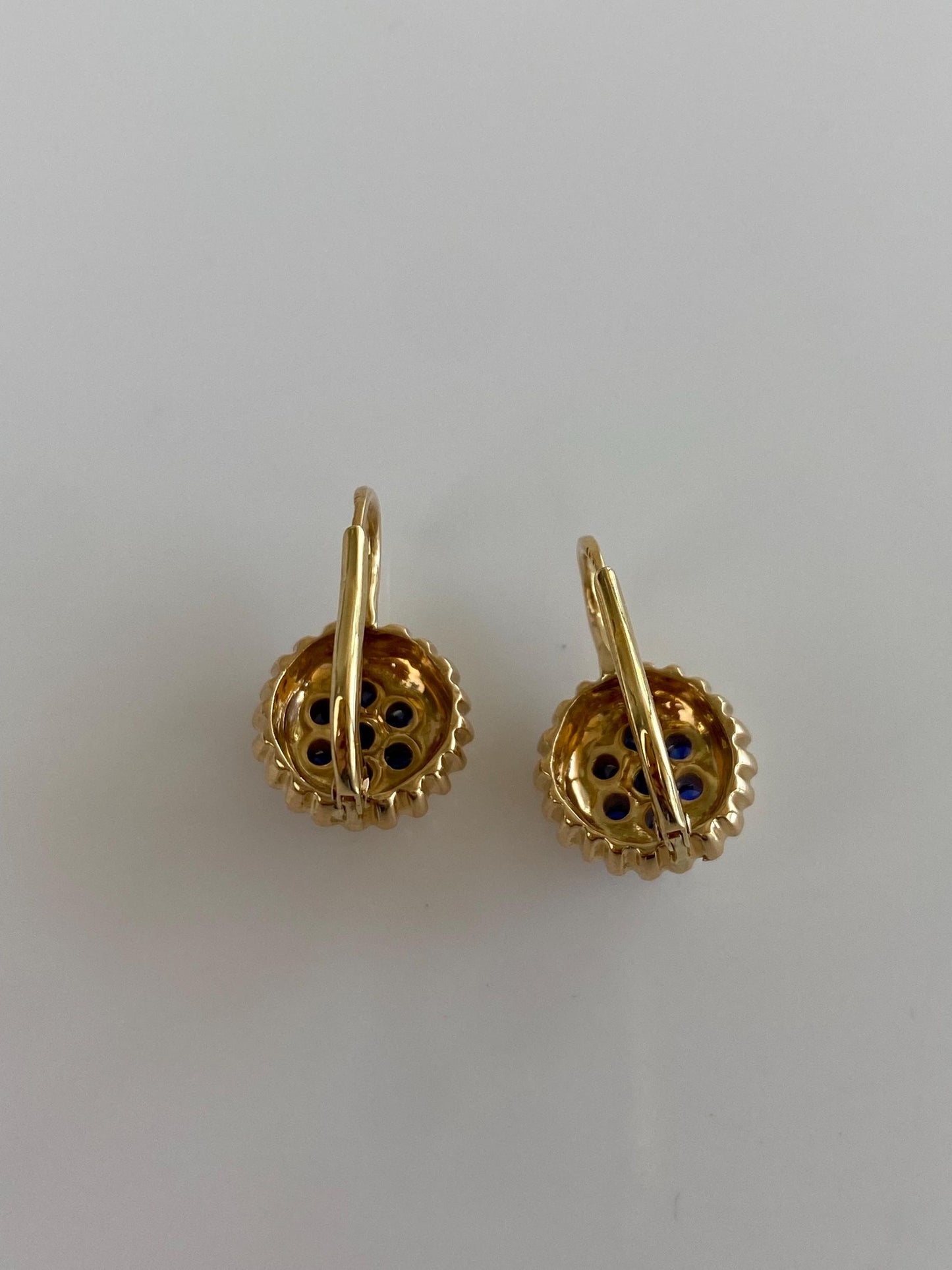 Vintage Solid 18k Yellow Gold Blue Sapphire Cluster Drop Earrings