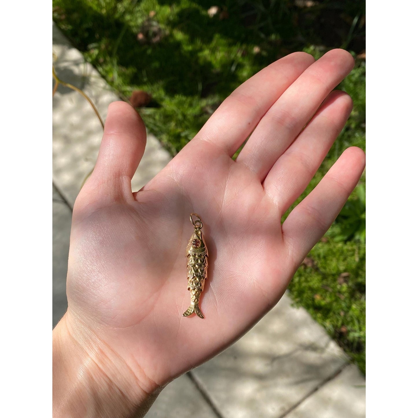 Vintage Solid 18k Yellow Gold Articulated Fish Charm