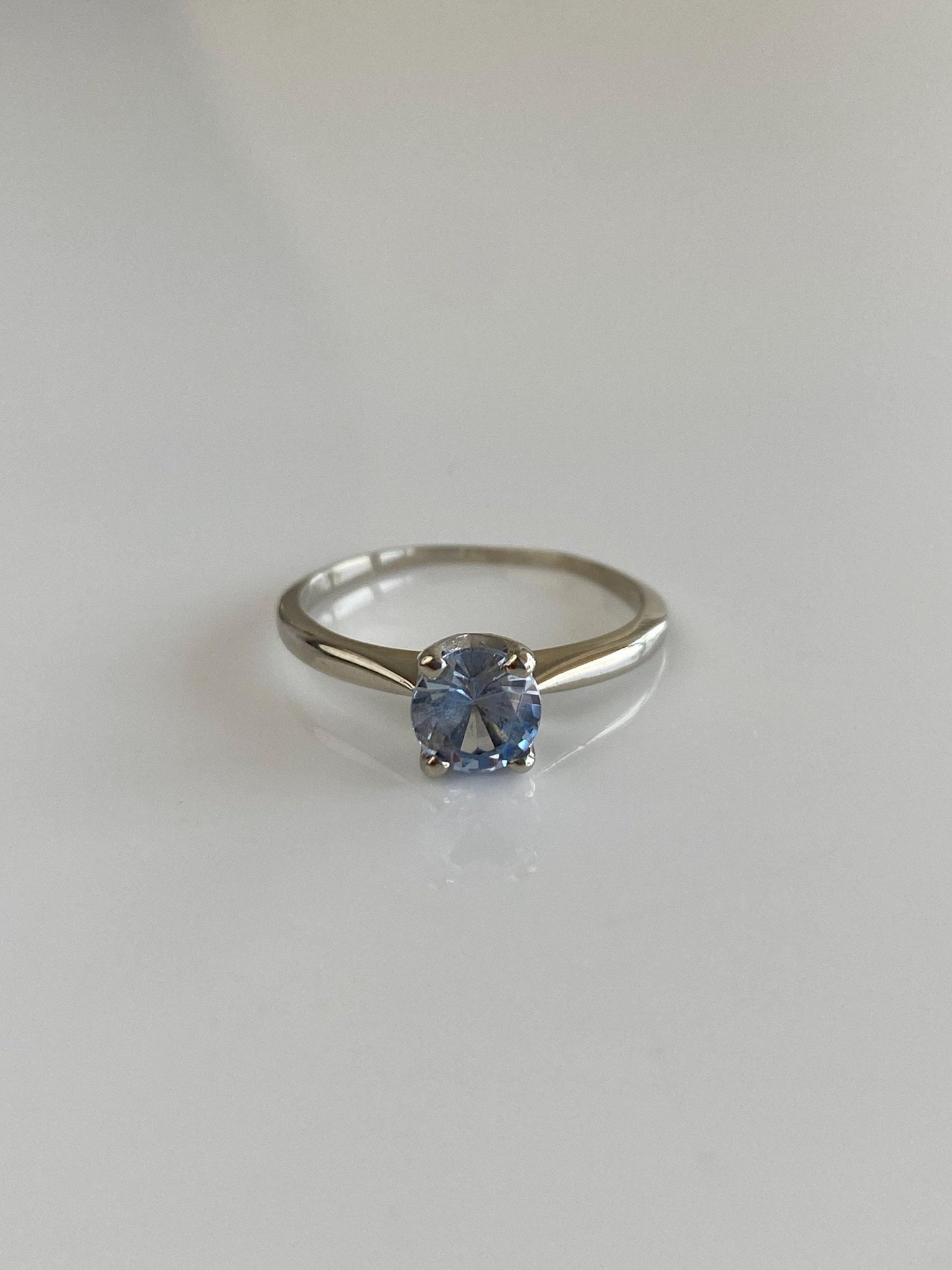 Vintage Solid 10k White Gold Aquamarine Ring - Size 6.25