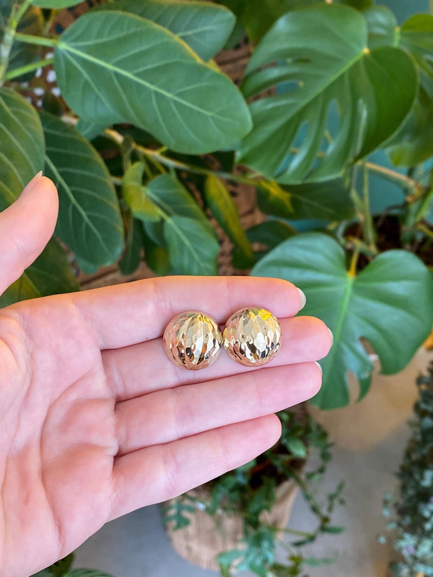 Vintage 14k Yellow Gold Faceted Domed Stud Earrings
