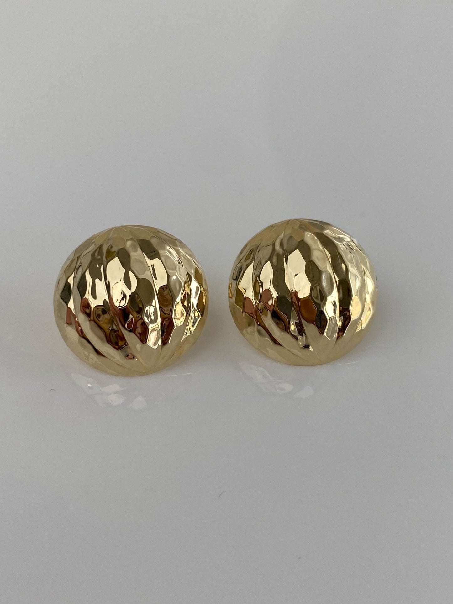 Vintage 14k Yellow Gold Faceted Domed Stud Earrings