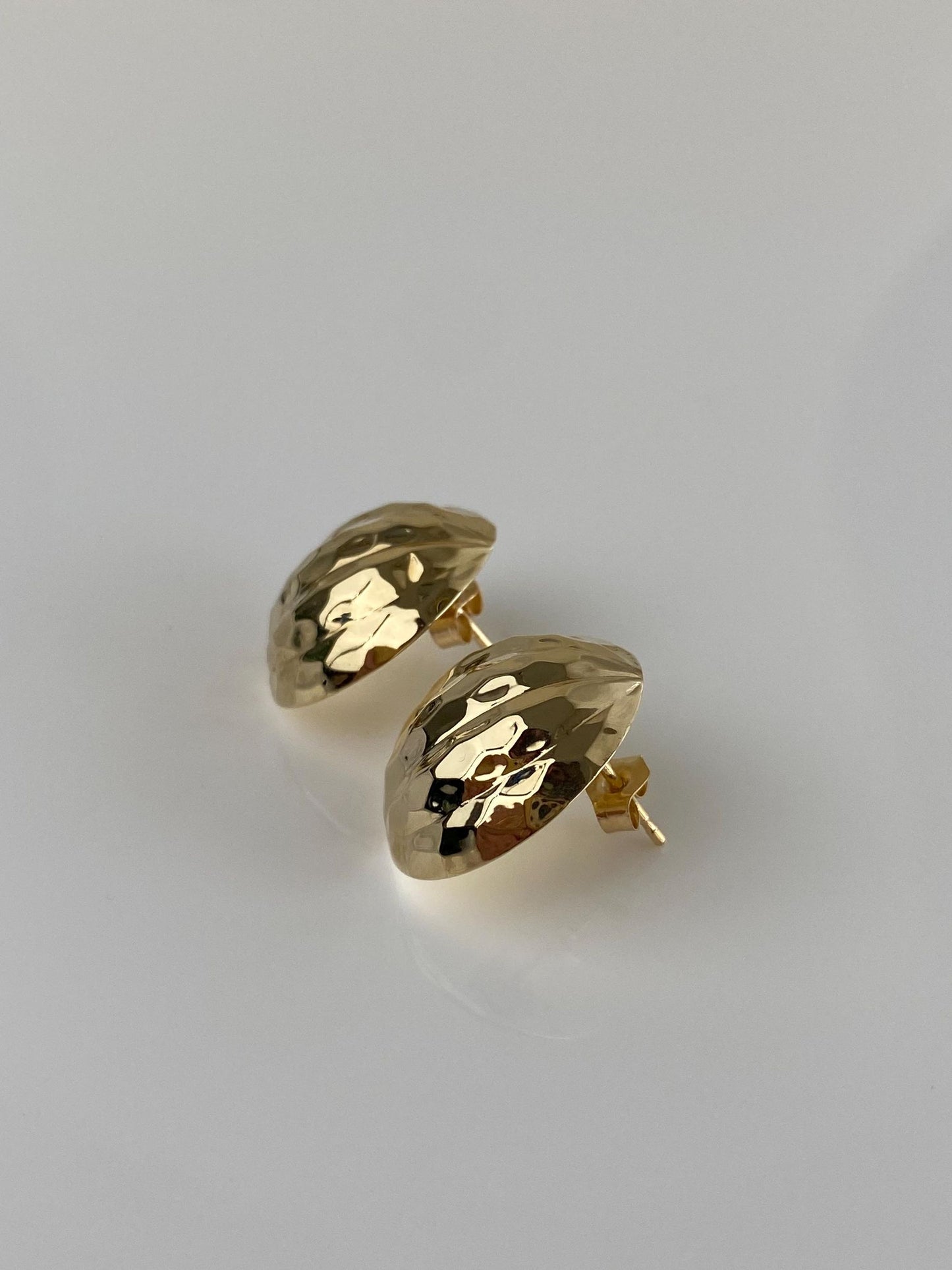 Vintage 14k Yellow Gold Faceted Domed Stud Earrings