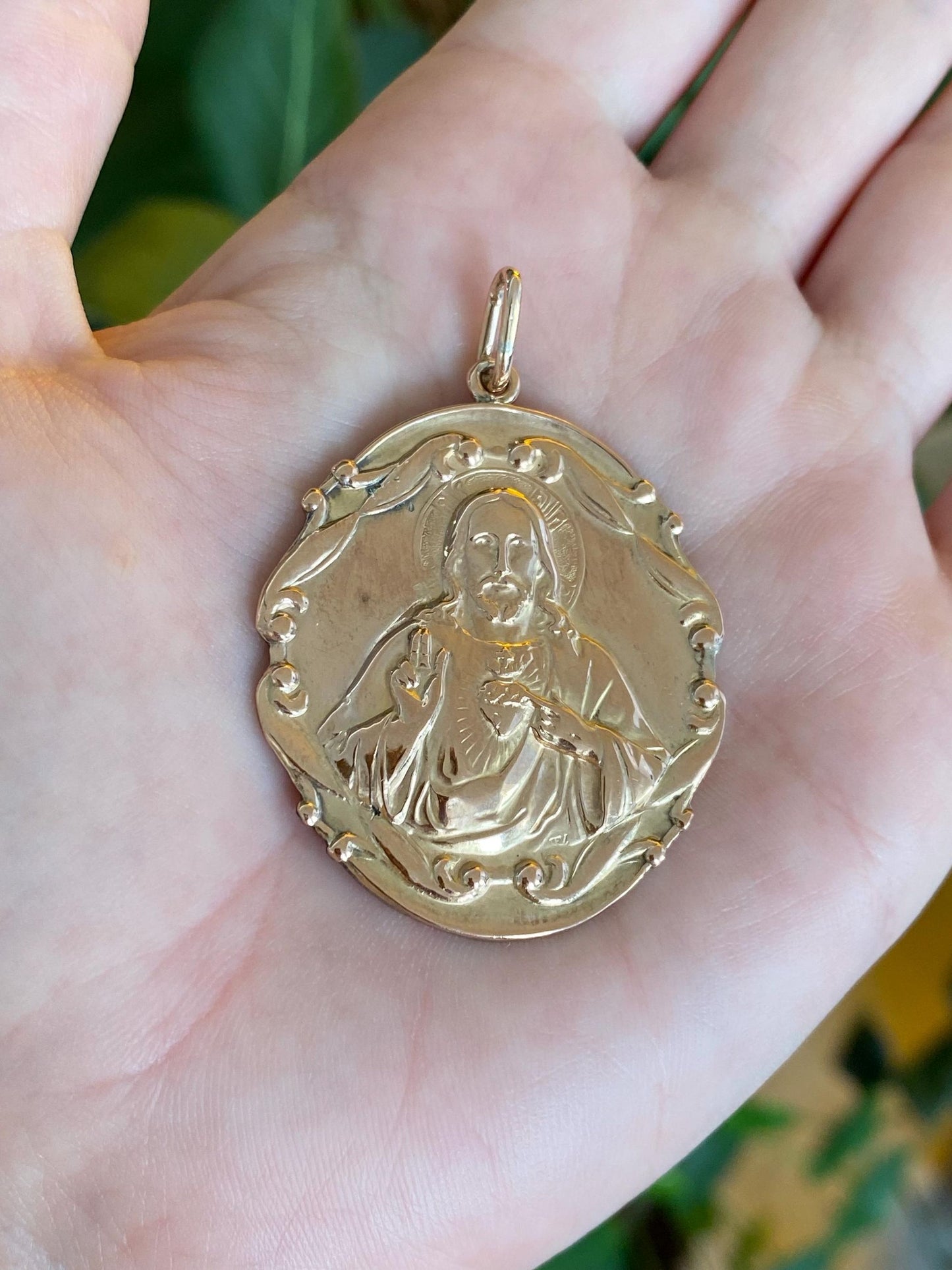 Vintage Solid 10k Rosey Gold Large Jesus Religious Charm