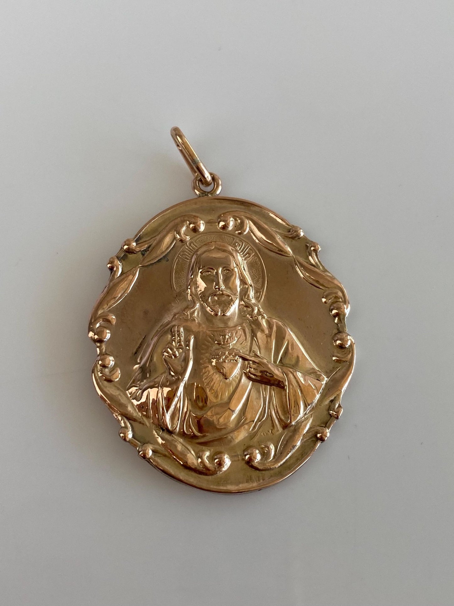 Vintage Solid 10k Rosey Gold Large Jesus Religious Charm