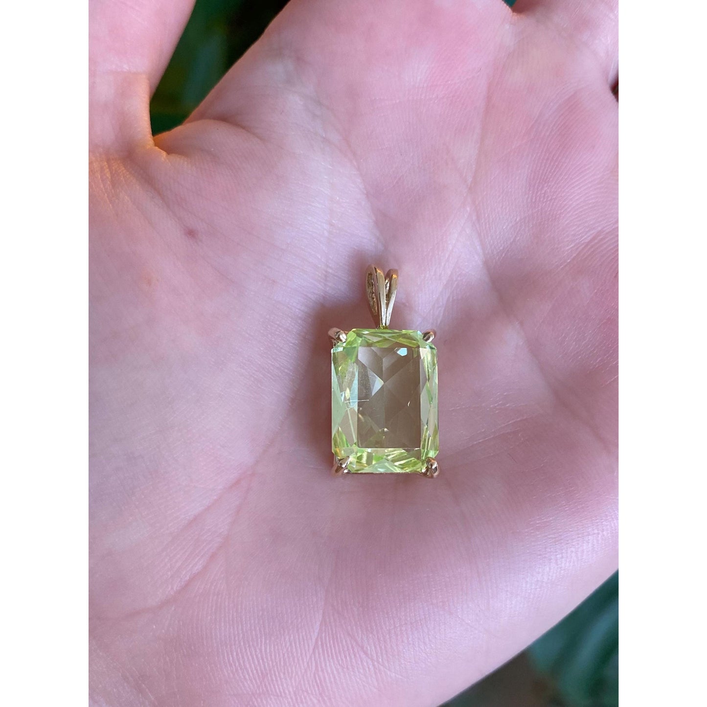 Vintage Solid 10k Yellow Gold Lime Green Spinel Charm