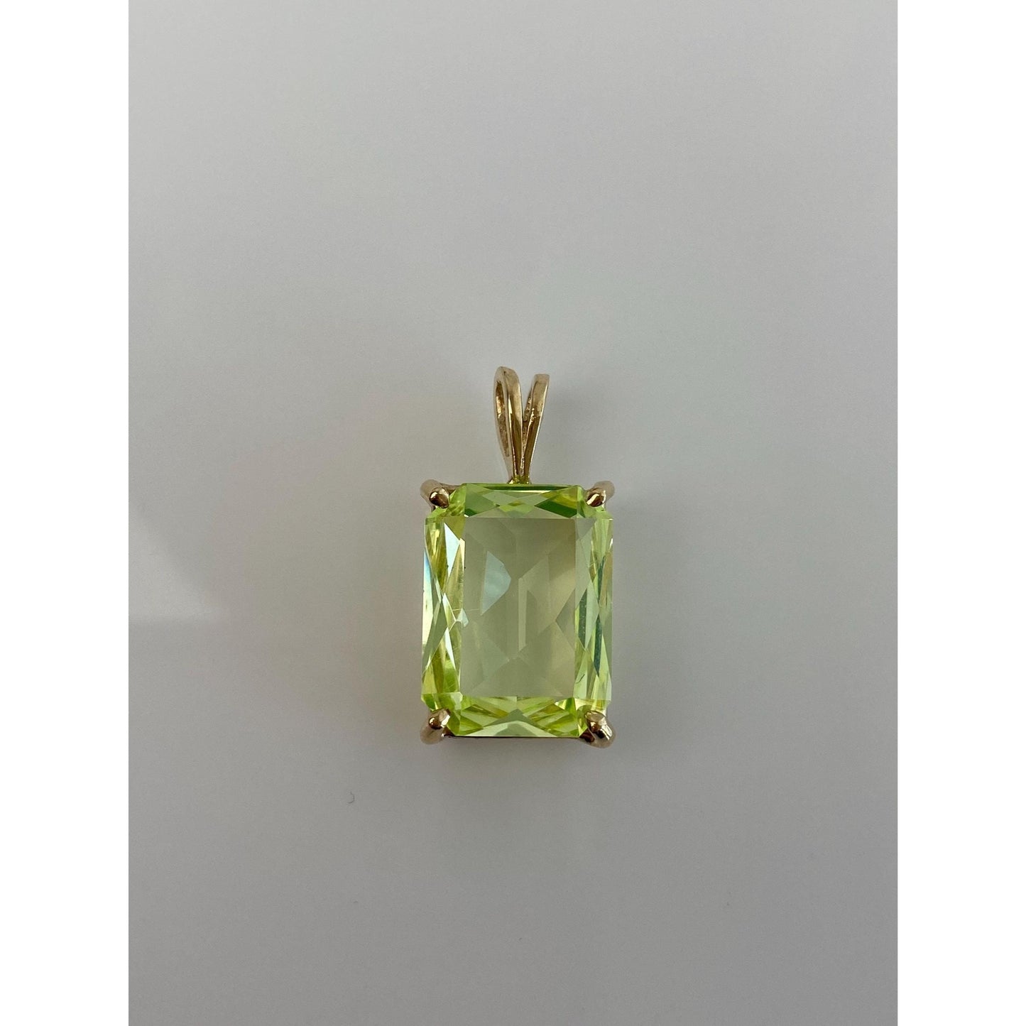 Vintage Solid 10k Yellow Gold Lime Green Spinel Charm