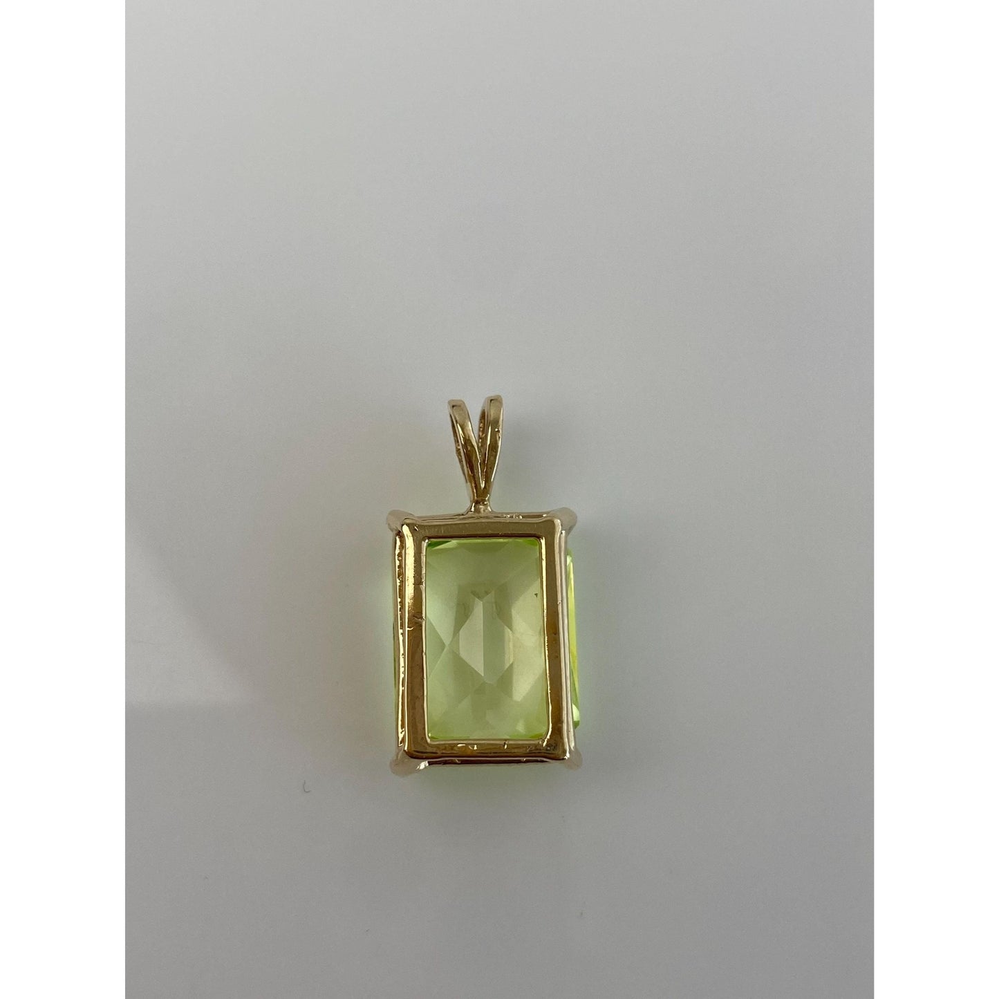 Vintage Solid 10k Yellow Gold Lime Green Spinel Charm