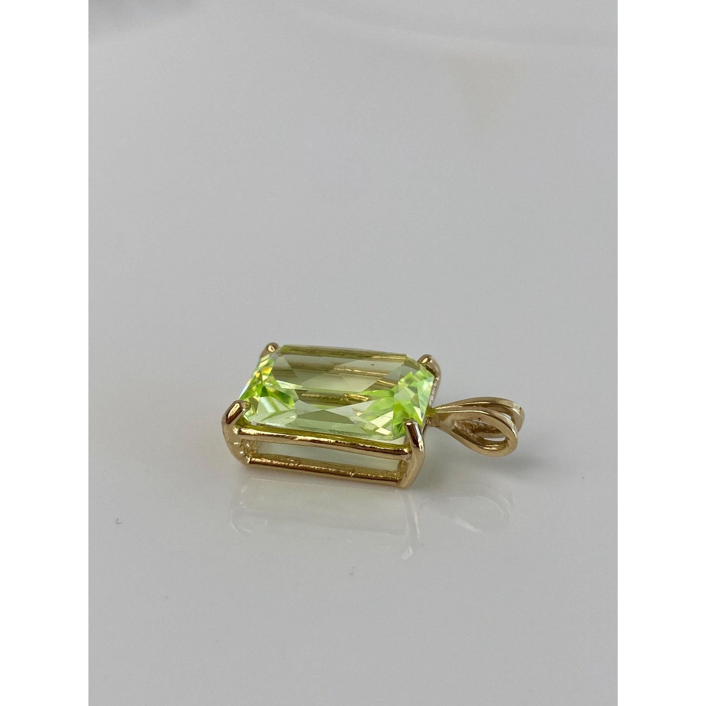 Vintage Solid 10k Yellow Gold Lime Green Spinel Charm