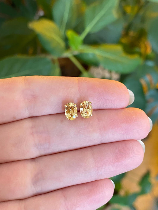Vintage Solid 14k Yellow Gold Citrine Stud Earrings