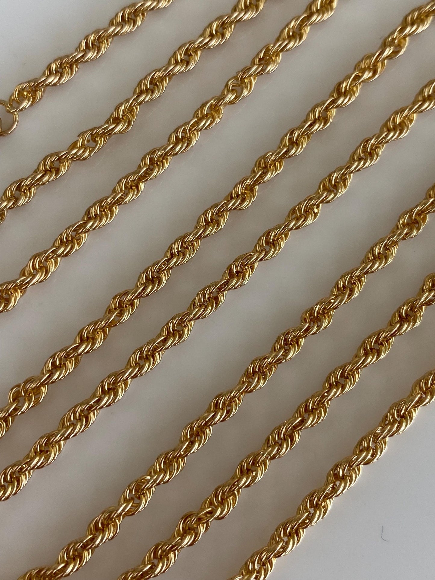 Vintage Solid 18k Yellow Gold Rope Chain Necklace - 29.5 inches