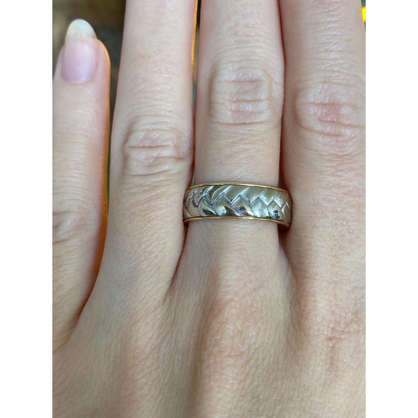 Vintage Solid 14k White & Yellow Gold Designed Ring Band - Size 9.25