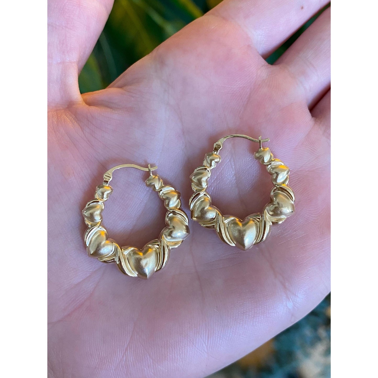 Vintage 14k Yellow Gold Hearts Hoop Earrings