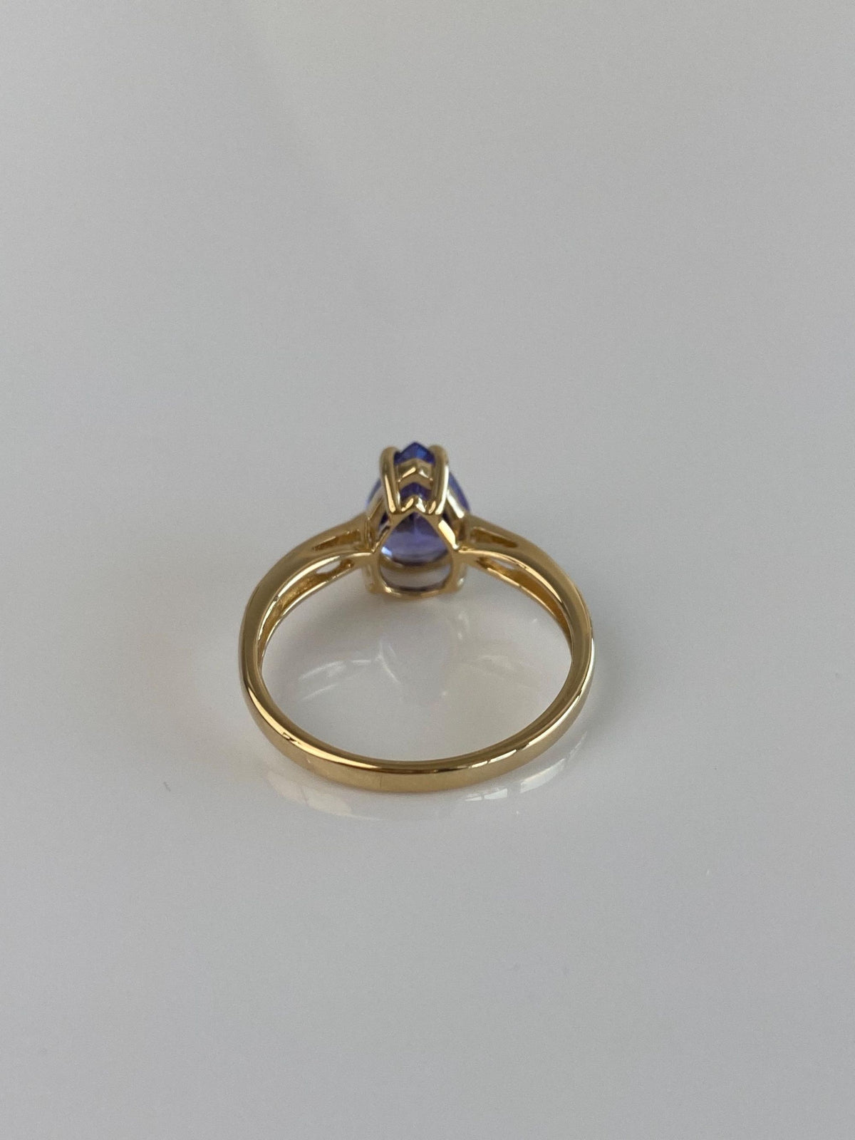 Solid 18k Yellow Gold Diamond Tanzanite Teardrop Ring - Size 7