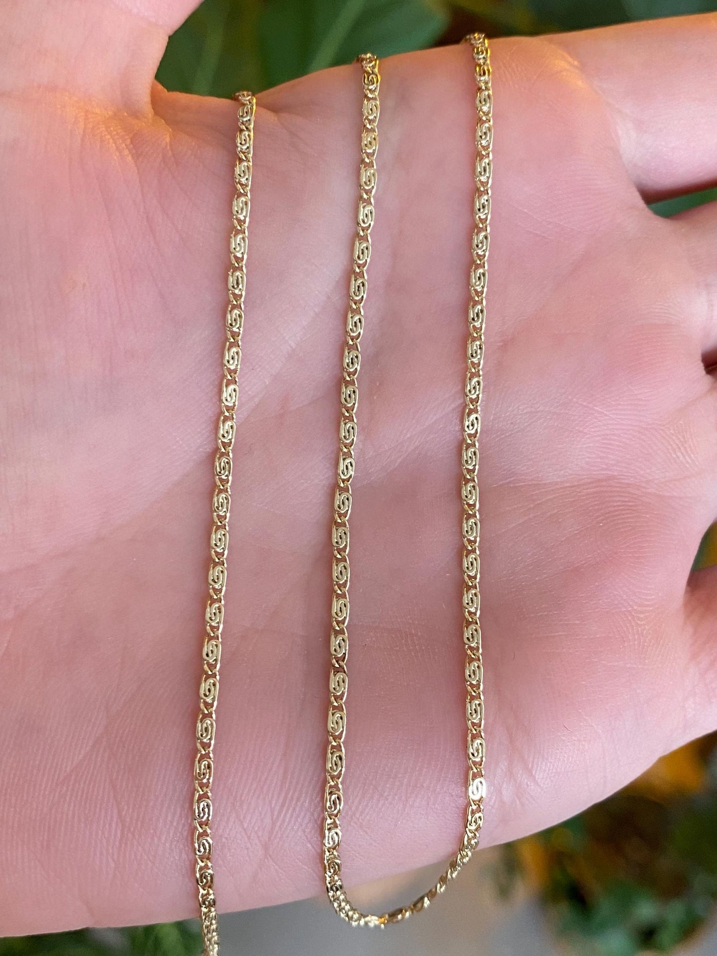 Vintage Solid 14k Yellow Gold Spiral Link Chain Necklace - 16.5 inches