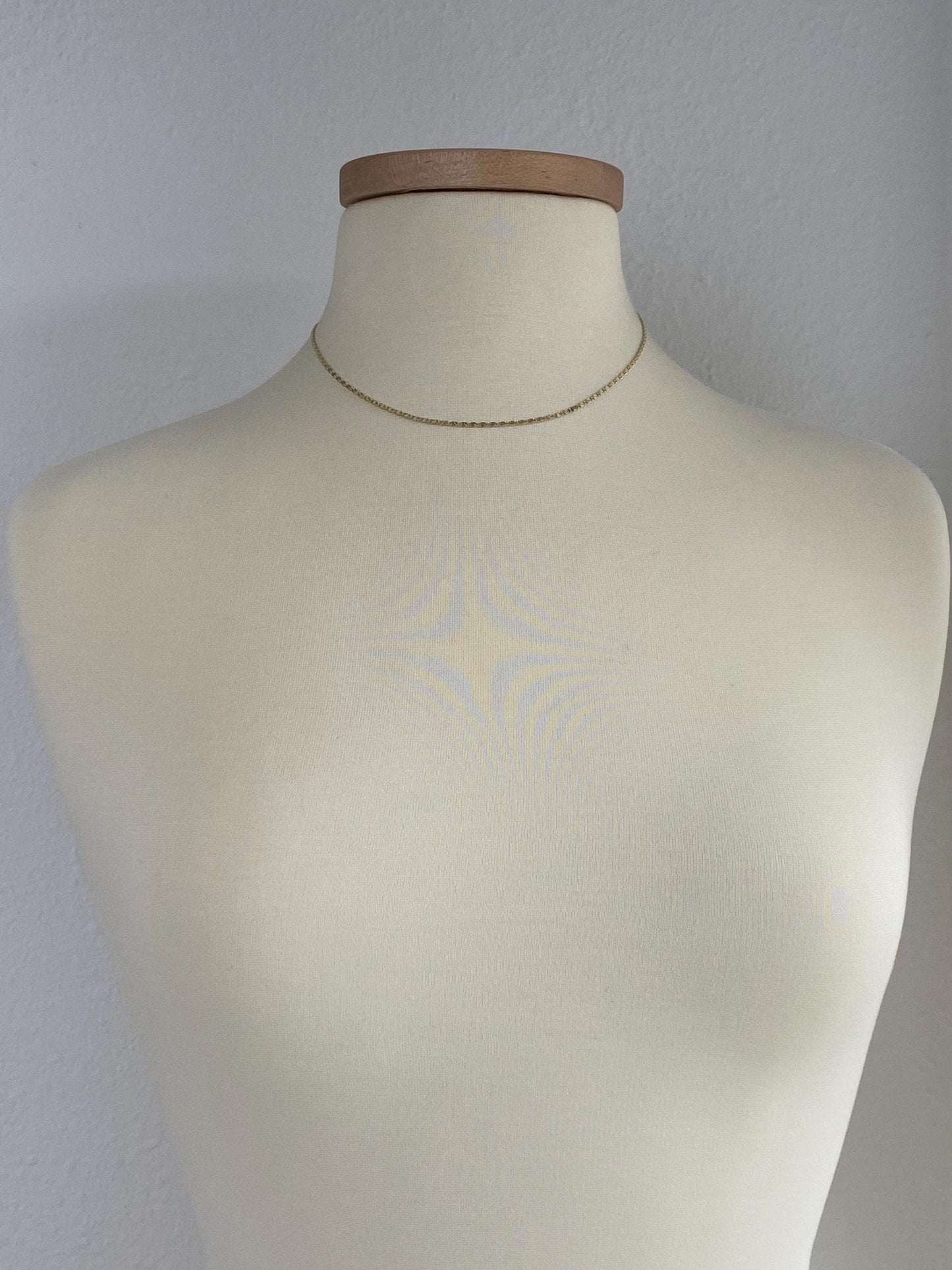 Vintage Solid 14k Yellow Gold Spiral Link Chain Necklace - 16.5 inches