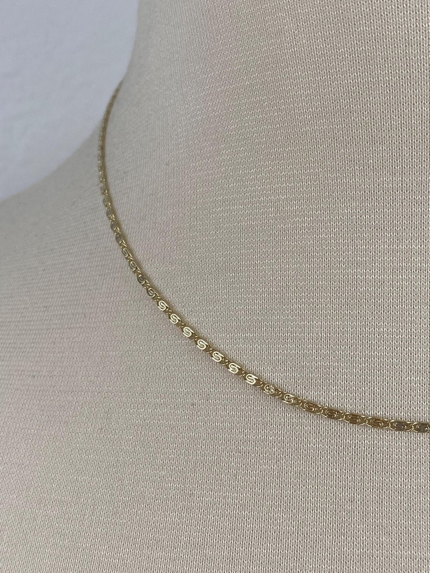 Vintage Solid 14k Yellow Gold Spiral Link Chain Necklace - 16.5 inches