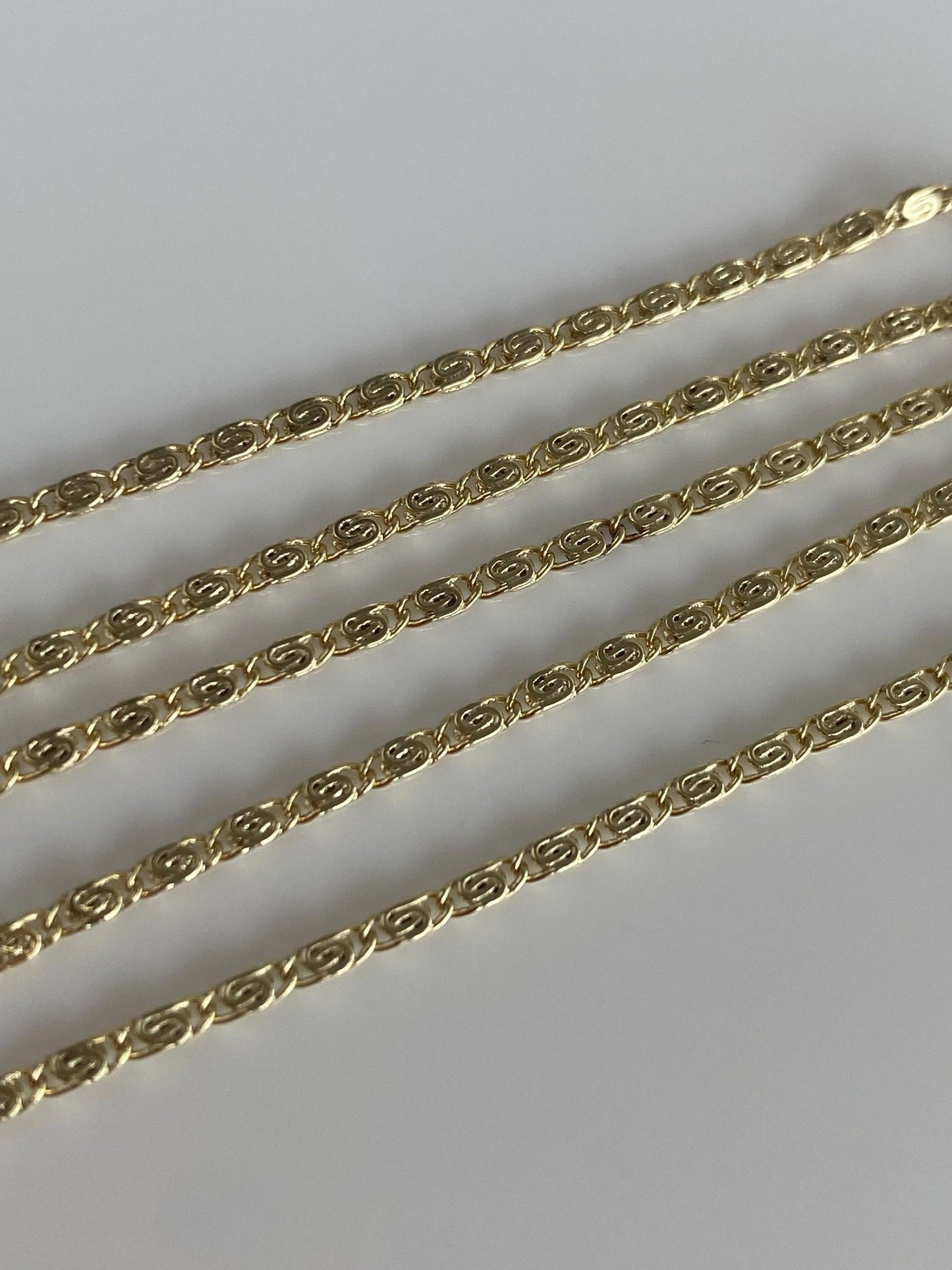 Vintage Solid 14k Yellow Gold Spiral Link Chain Necklace - 16.5 inches
