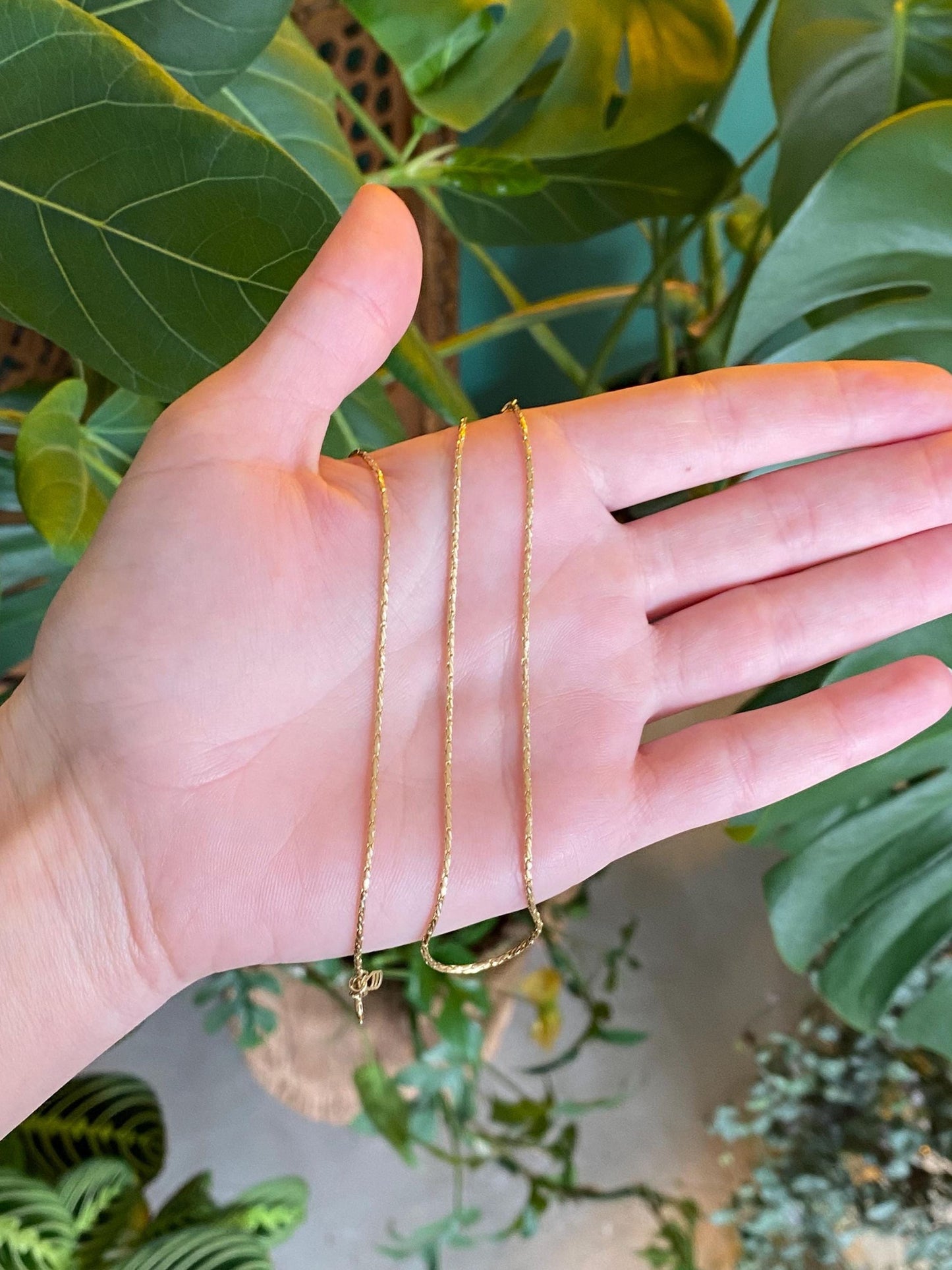 Vintage Solid 18k Yellow Gold Twist Snake Chain Necklace - 16 inches