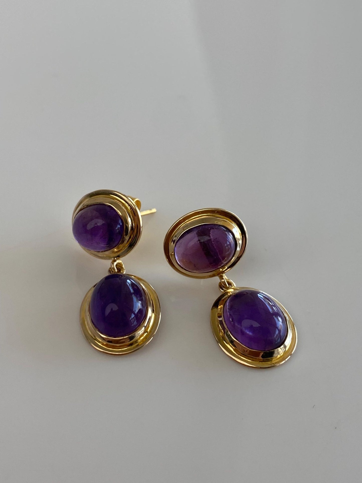 Vintage Solid 14k Yellow Gold Amethyst Cabochon Dangle Stud Earrings