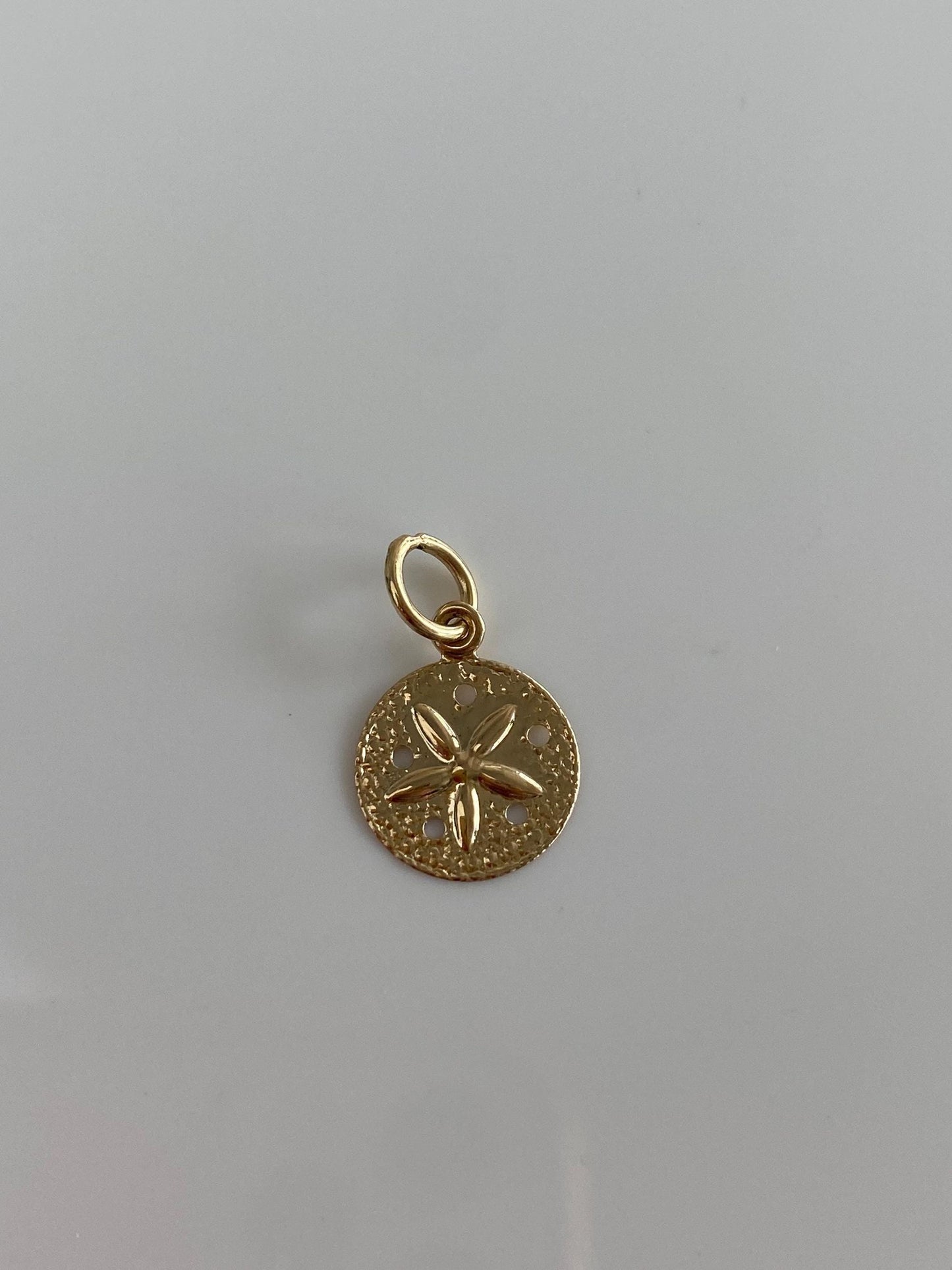 Vintage Solid 14k Yellow Gold Sand Dollar Charm