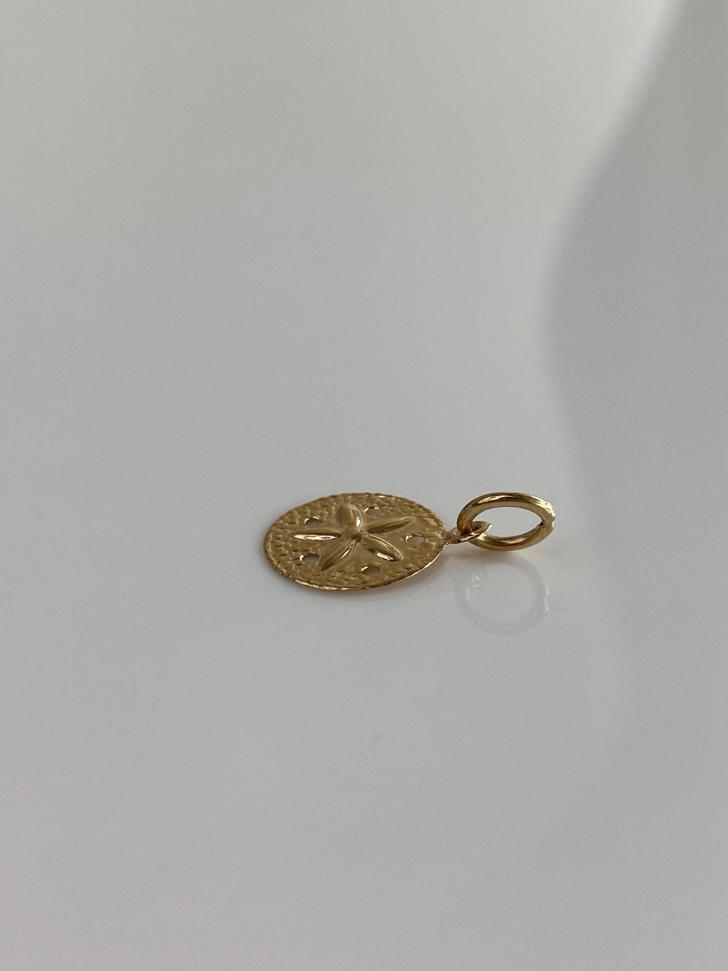 Vintage Solid 14k Yellow Gold Sand Dollar Charm