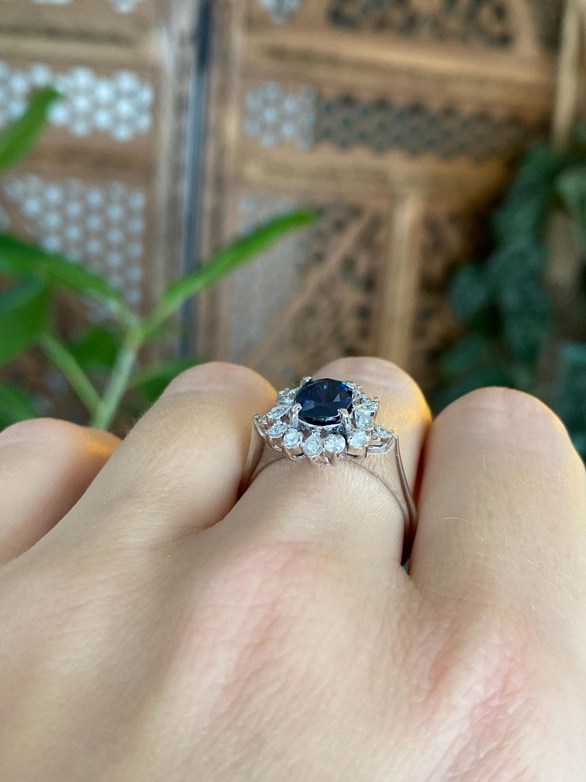 Vintage Solid 10k White Gold Diamond Halo Blue Sapphire Ring - Size 8