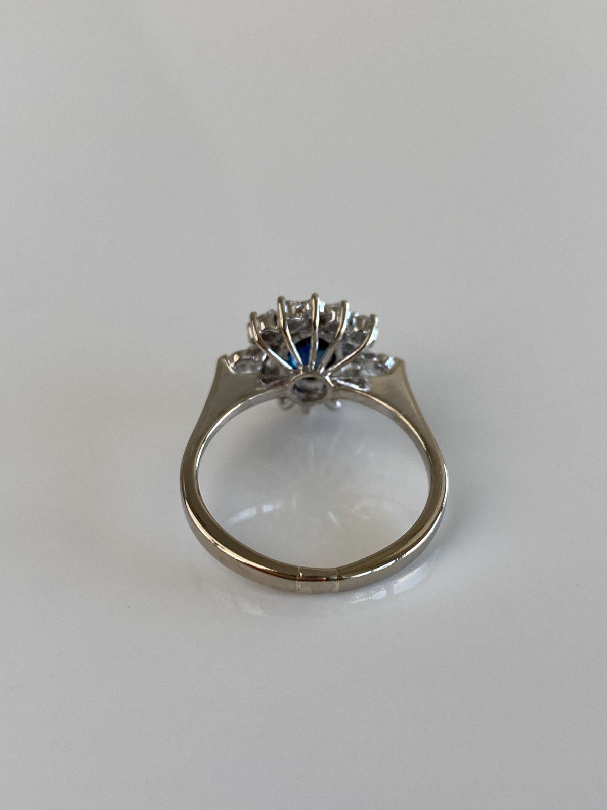 Vintage Solid 10k White Gold Diamond Halo Blue Sapphire Ring - Size 8
