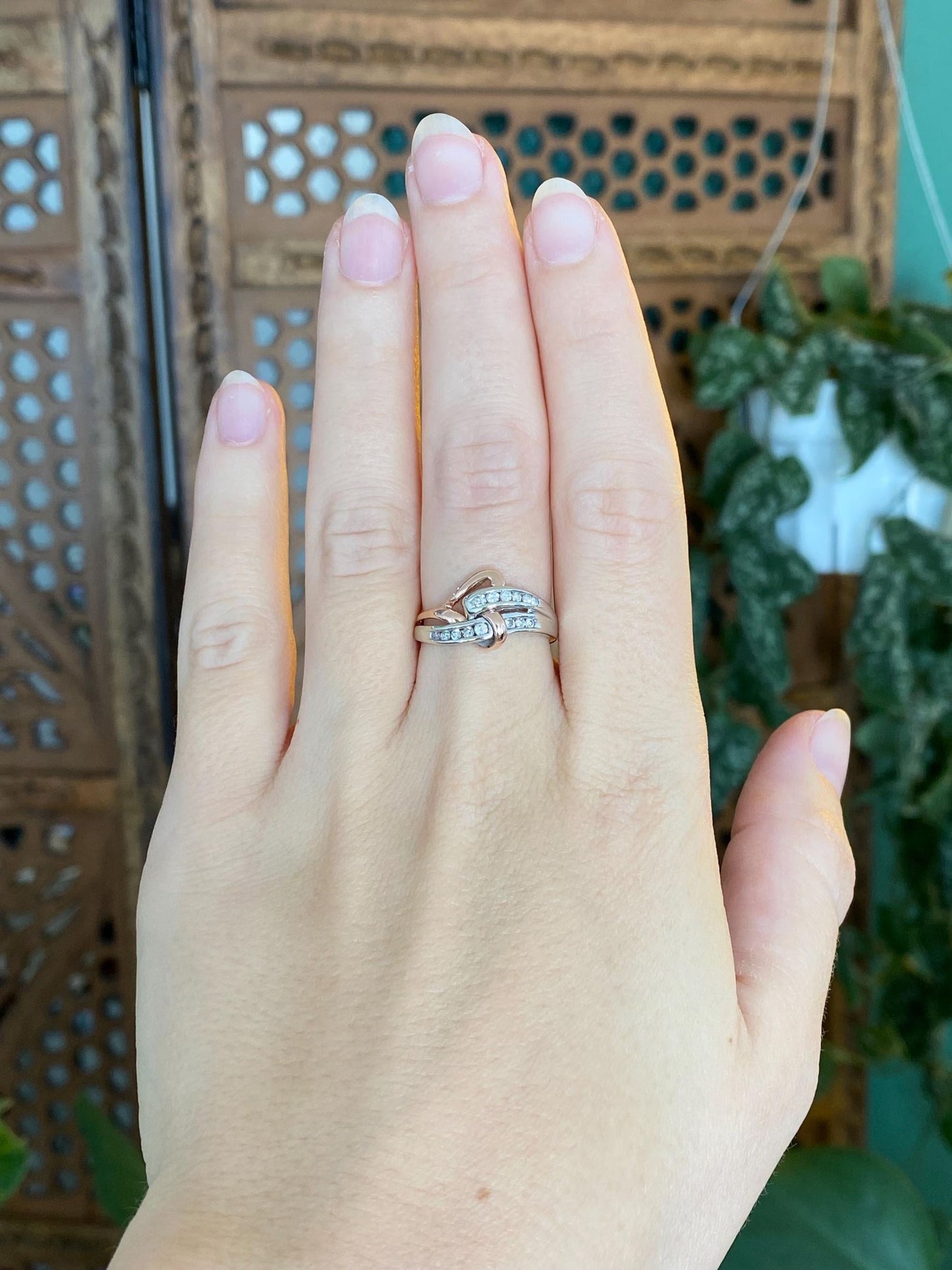 Vintage Solid 10k White & Rose Gold Diamond Heart Ring - Size 6.5