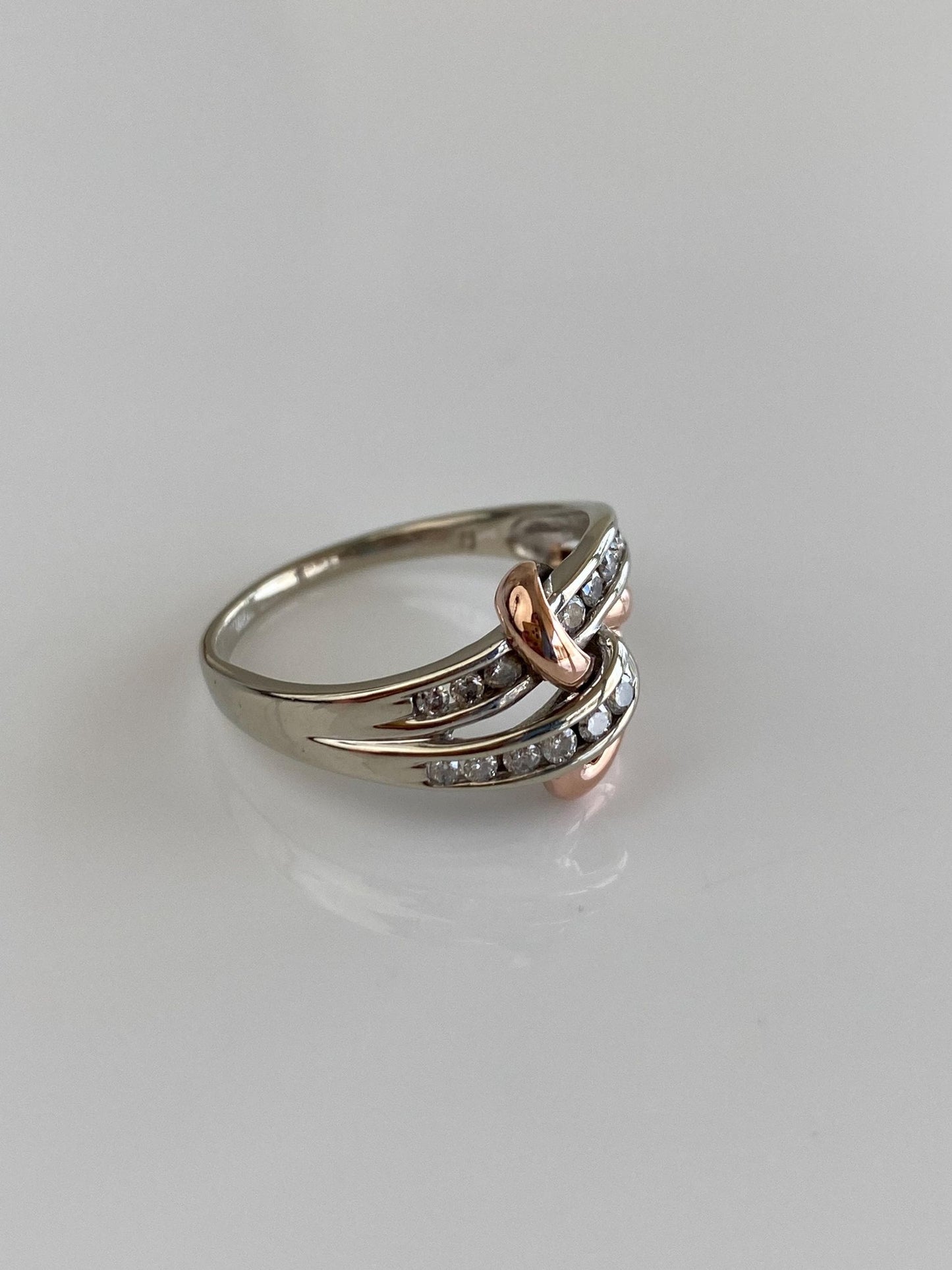 Vintage Solid 10k White & Rose Gold Diamond Heart Ring - Size 6.5