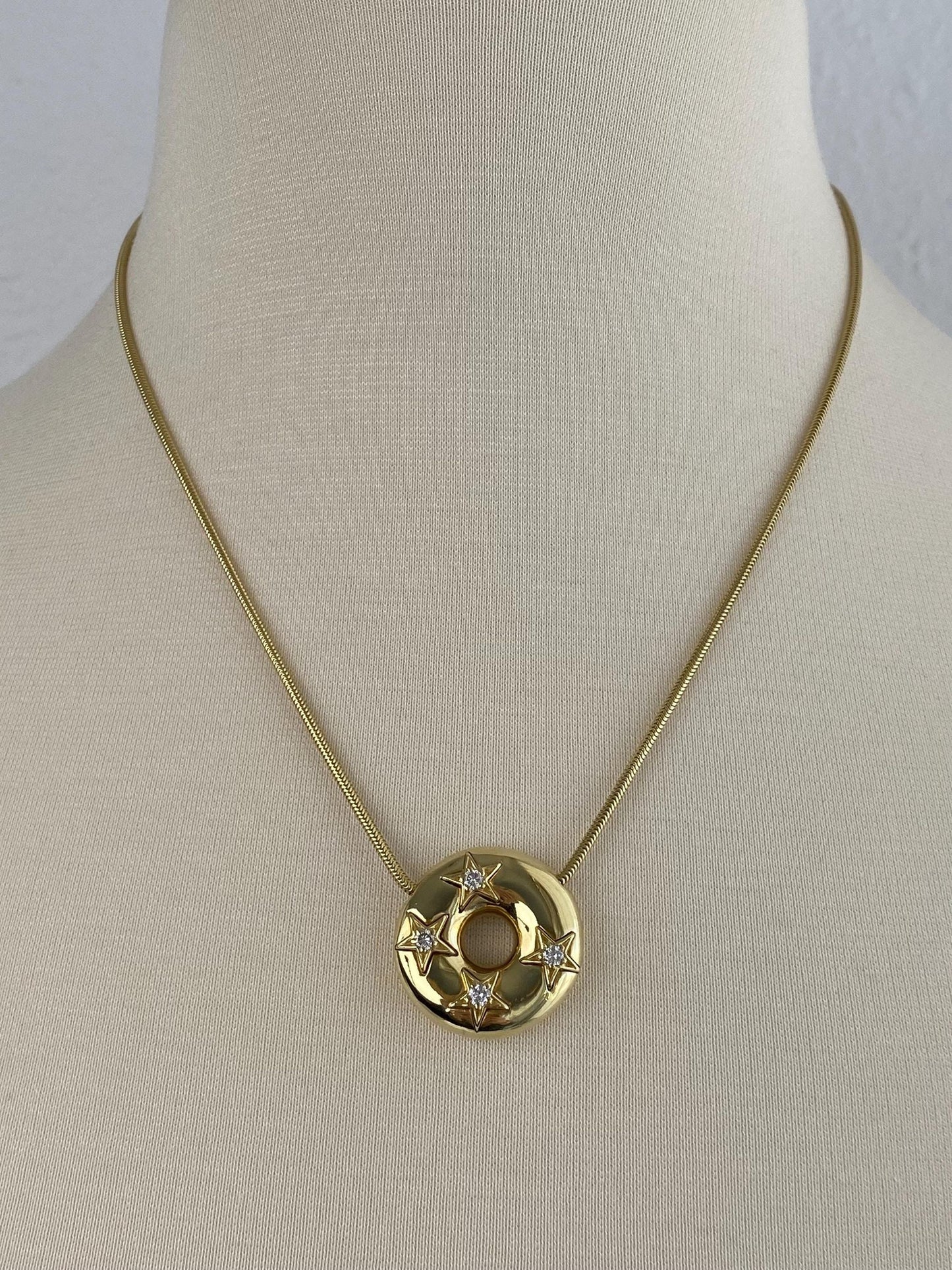 Vintage Solid 18k Yellow Gold Diamond Stars Donut Charm Snake Chain Necklace - 19 inches