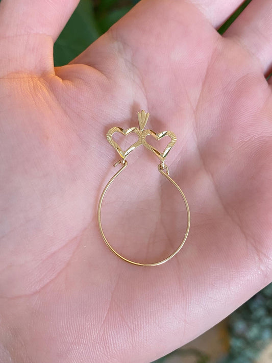 Vintage Solid 14k Yellow Gold Diamond Cut Hearts Charm Holder Charm