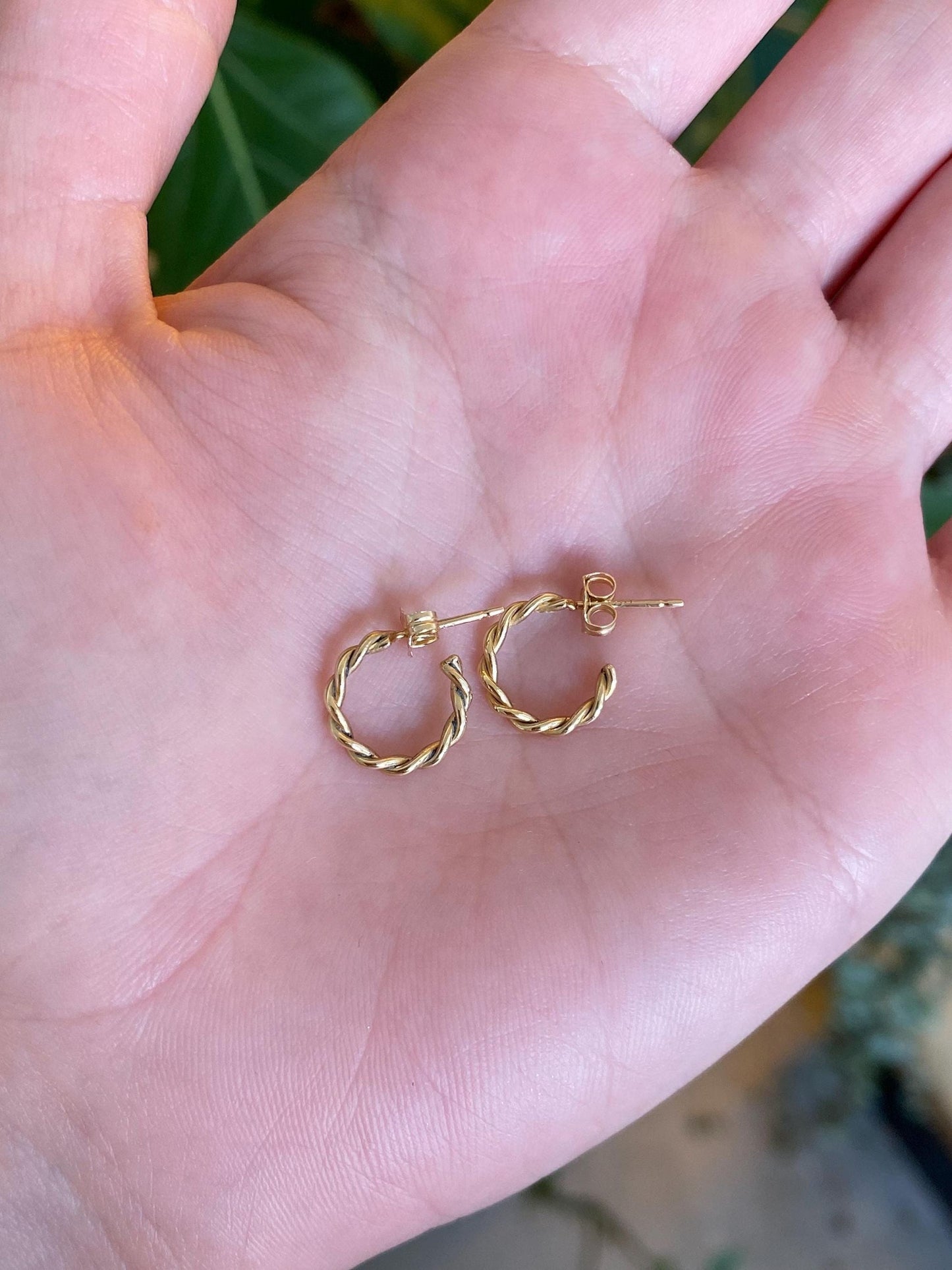Vintage Solid 14k Yellow Gold Little Twist Hoop Earrings