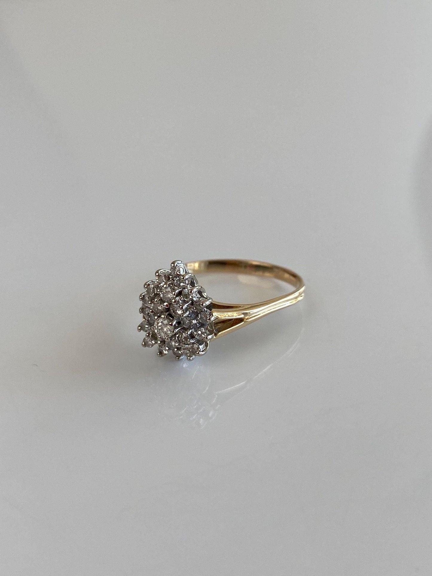 Vintage Solid 14k White & Yellow Gold Diamond Cluster Teardrop Ring - Size 8.5